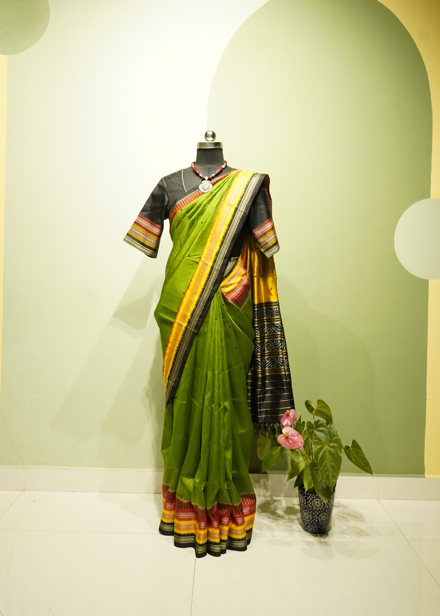 Green Orissa Pure Silk Kathifera Border Handloom Saree