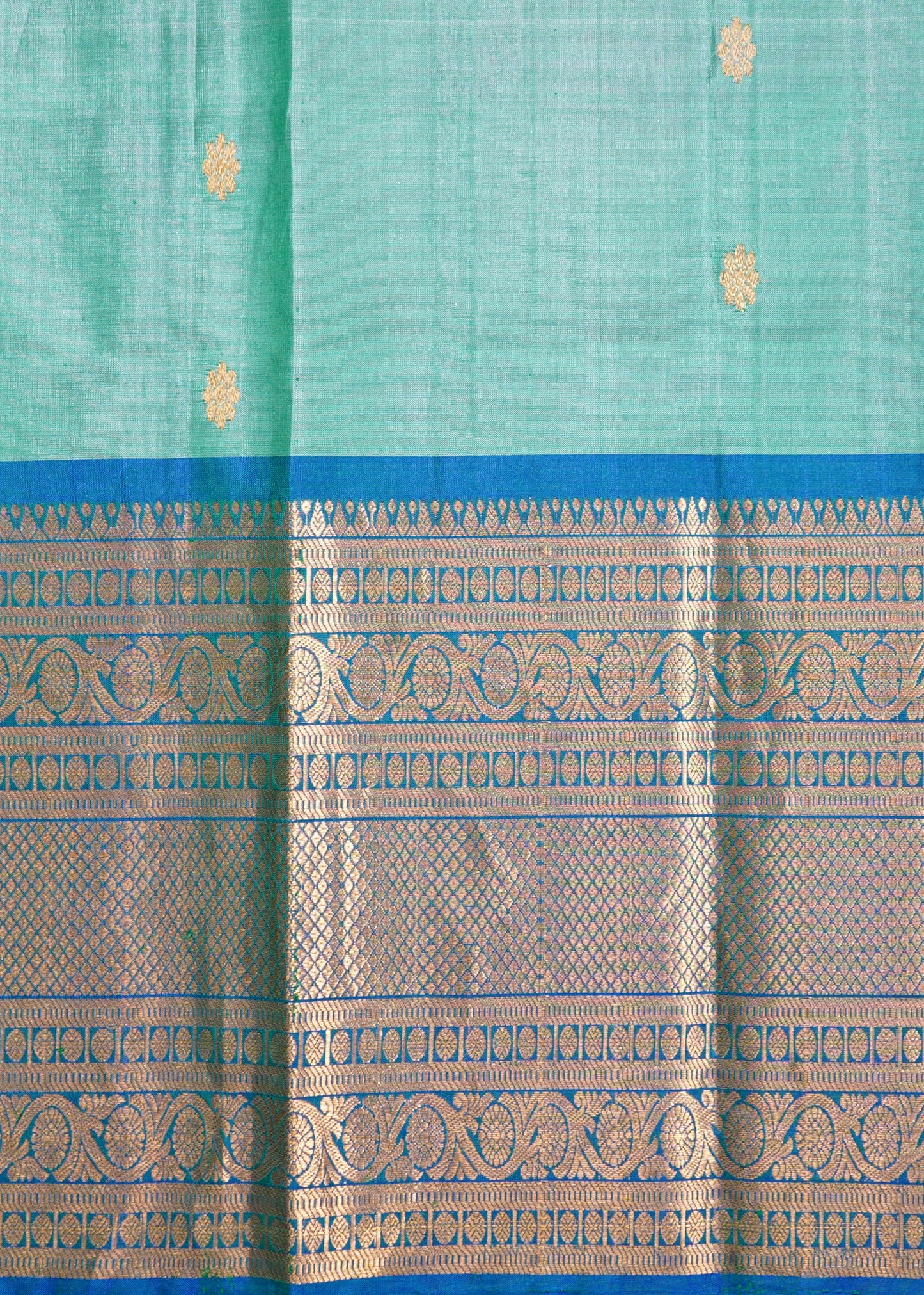 Rama Green Gadwal Zari Buti Pure Silk Handloom Saree