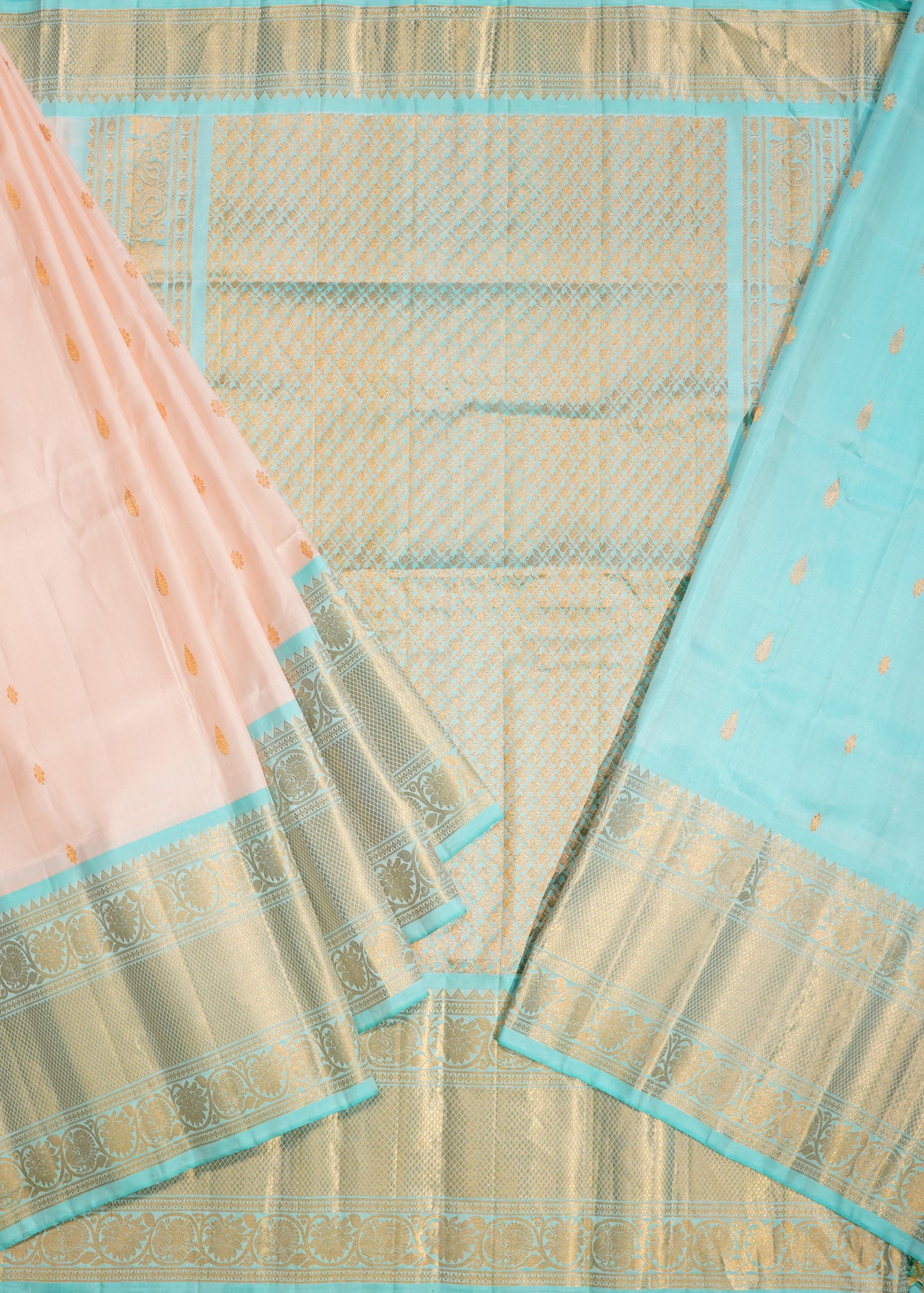 Light Apricot Gadwal Zari Buti Pure Silk Handloom Saree
