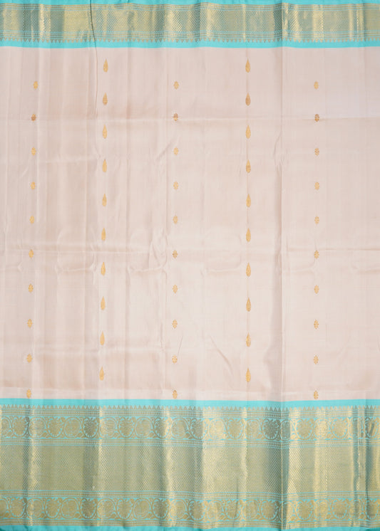 Light Apricot Gadwal Zari Buti Pure Silk Handloom Saree