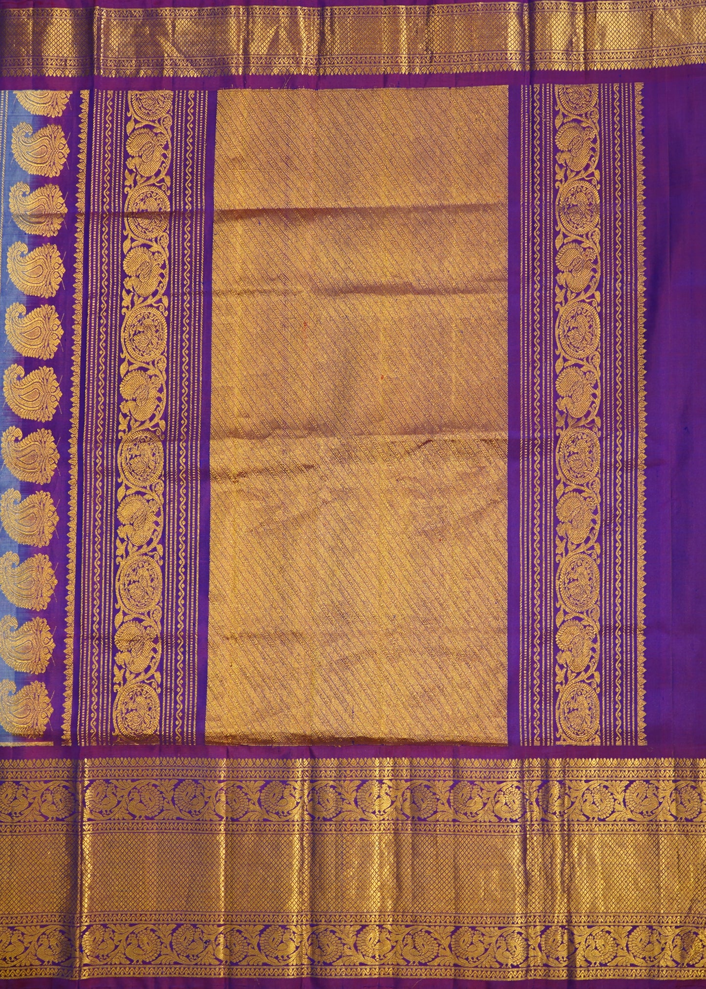 Light Violet Gadwal Zari Buti Pure Silk Handloom Saree