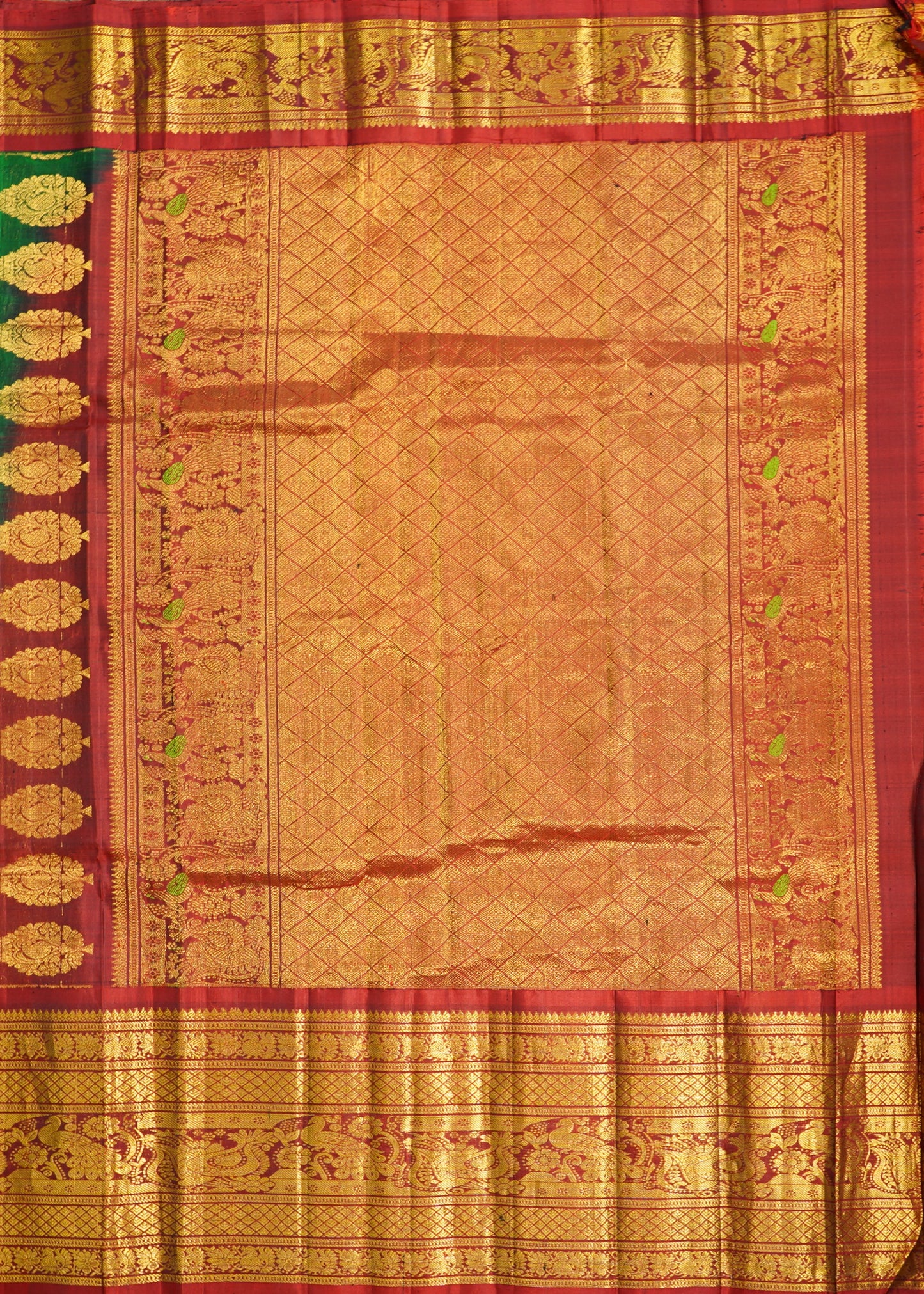 Green Gadwal Zari Buti Pure Silk Handloom Saree