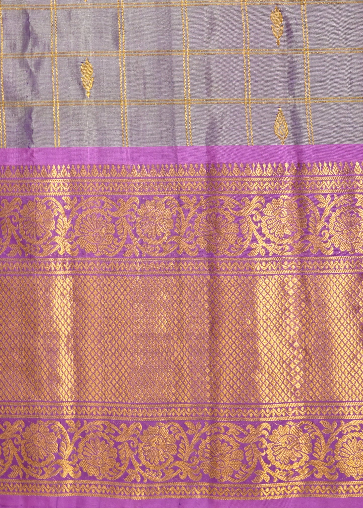 Light Violet Gadwal Checks Zari Buti Pure Silk Handloom Saree