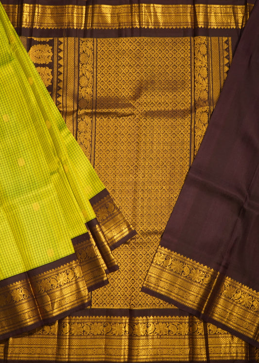 Light Green Gadwal Checks Zari Buti Pure Silk Handloom Saree