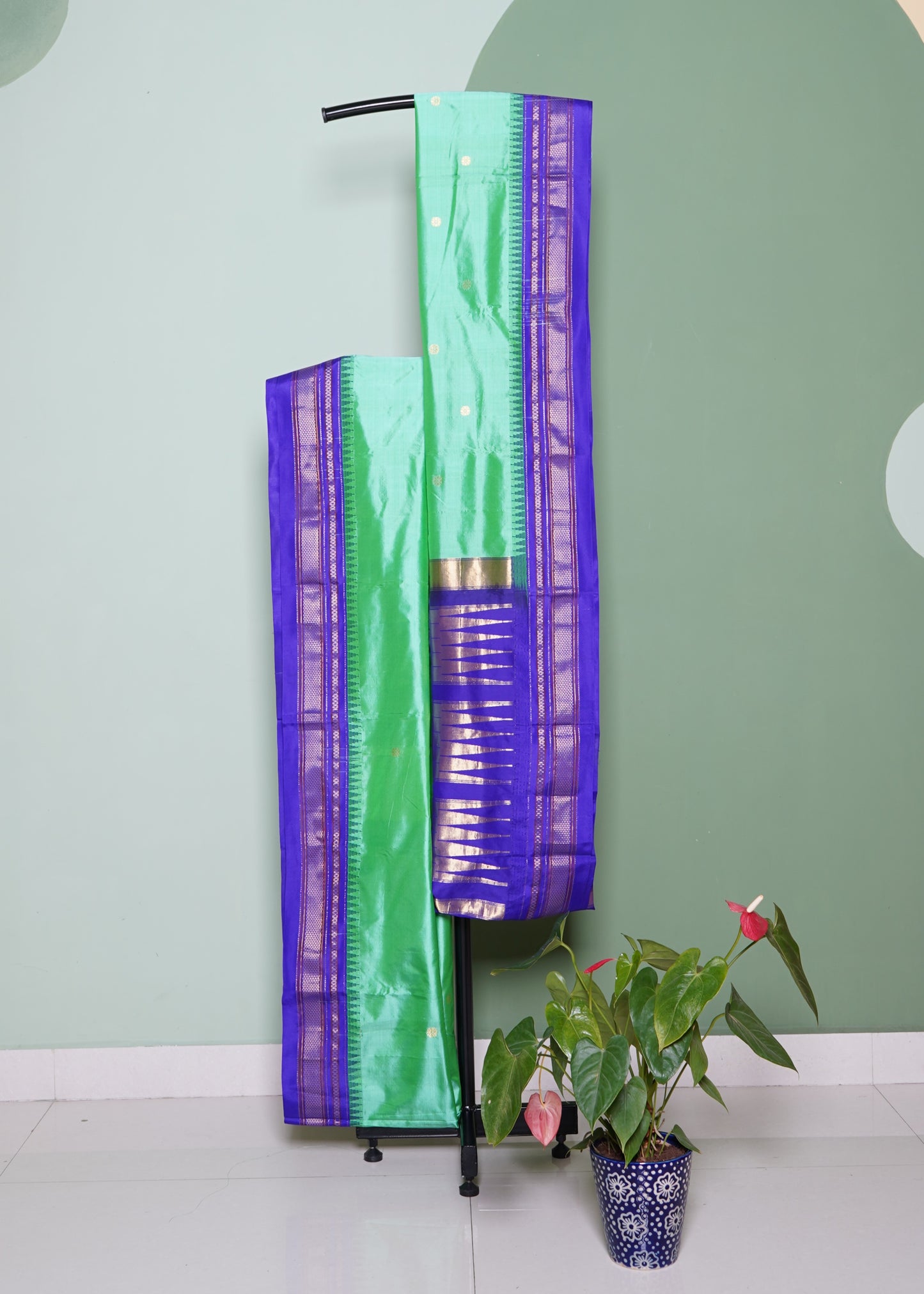 Sea Green Narayanpet Zari buti Pure Silk Handloom Saree
