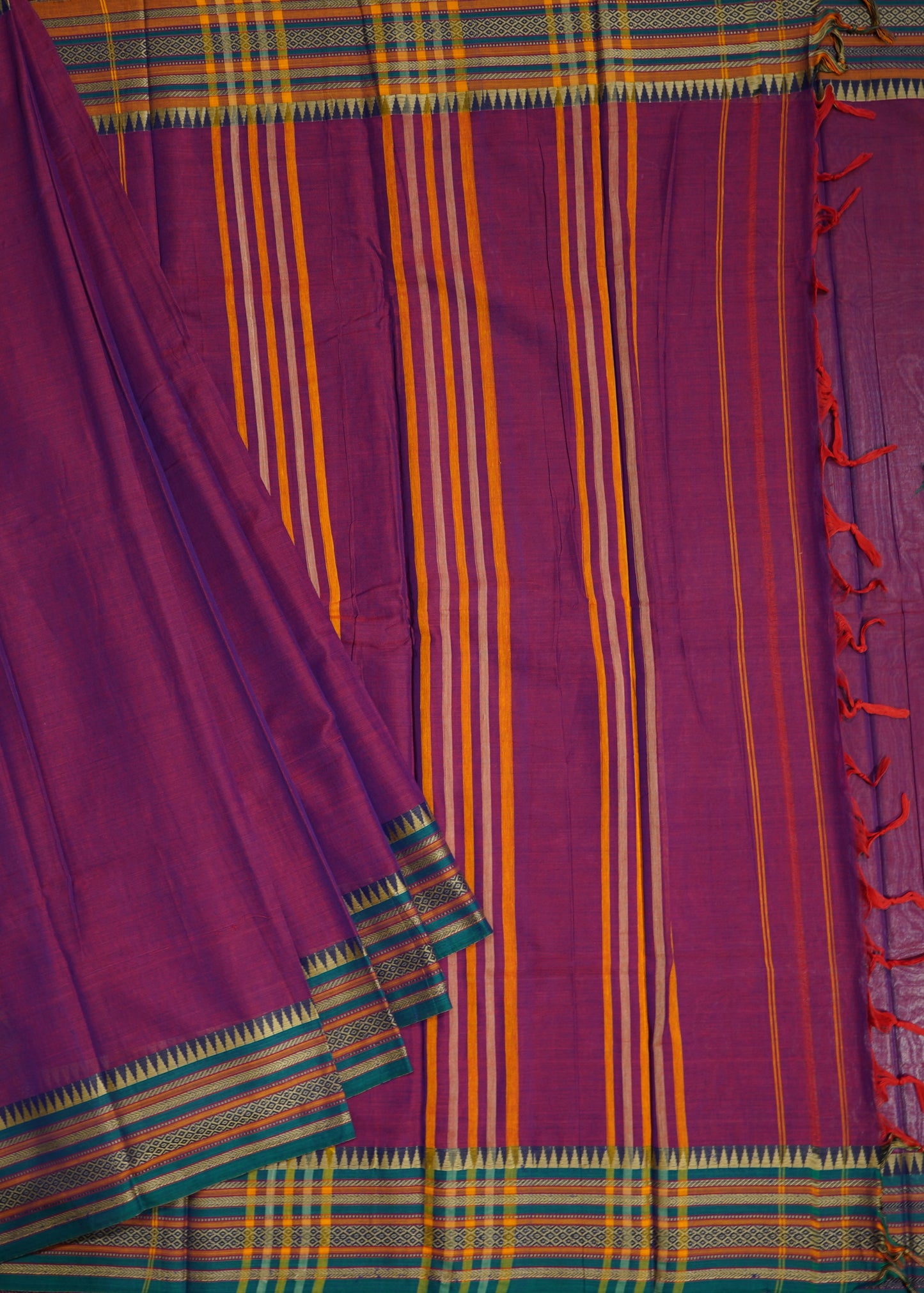 Voilet Narayanpet Thread buti Pure Cotton Handloom Saree