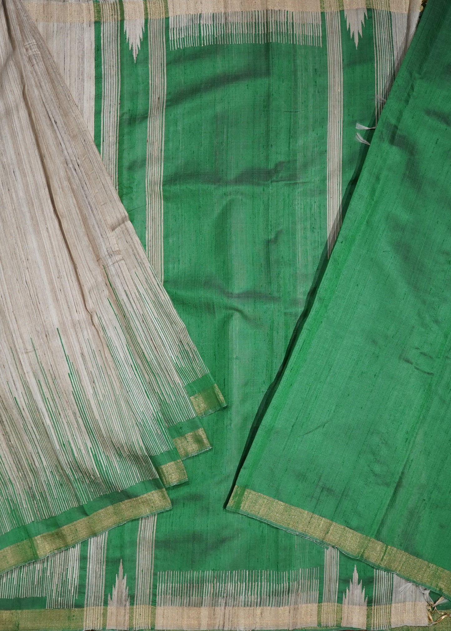 Cream Raw Silk Zari Buti Pure Silk Handloom Saree