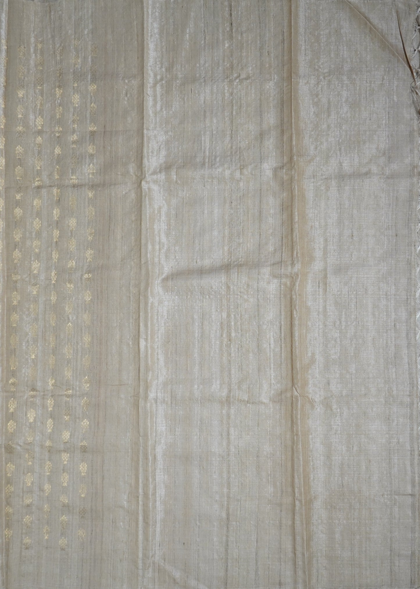Cream Raw Silk Zari Buti Pure Silk Handloom Saree