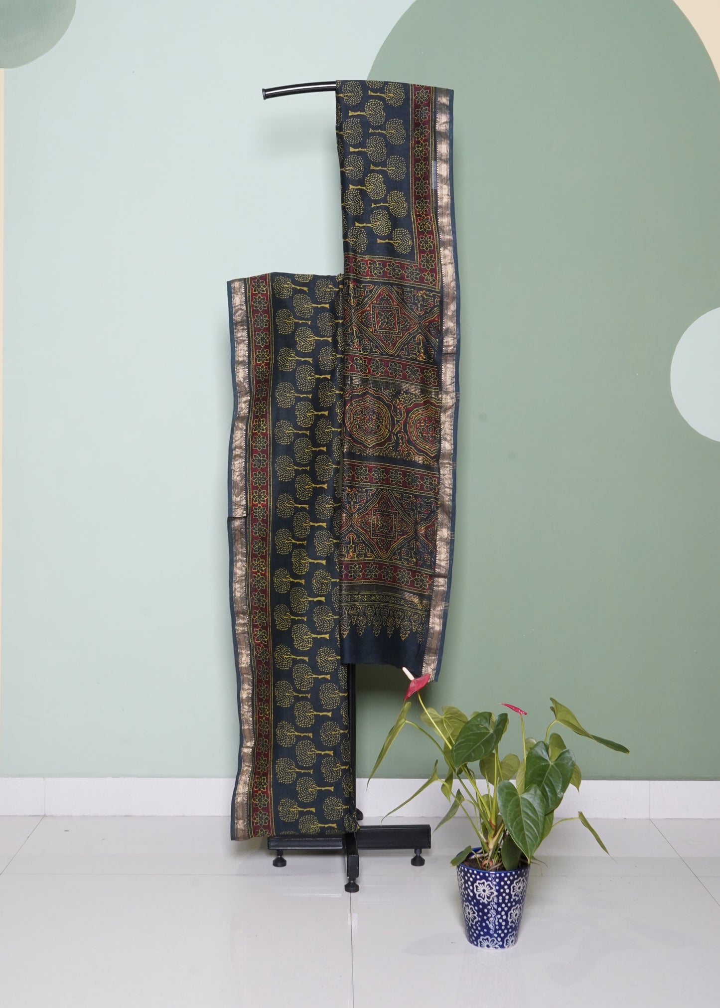 Dark Green Maheshwari Ajrakh Pure Cotton silk Handloom Saree