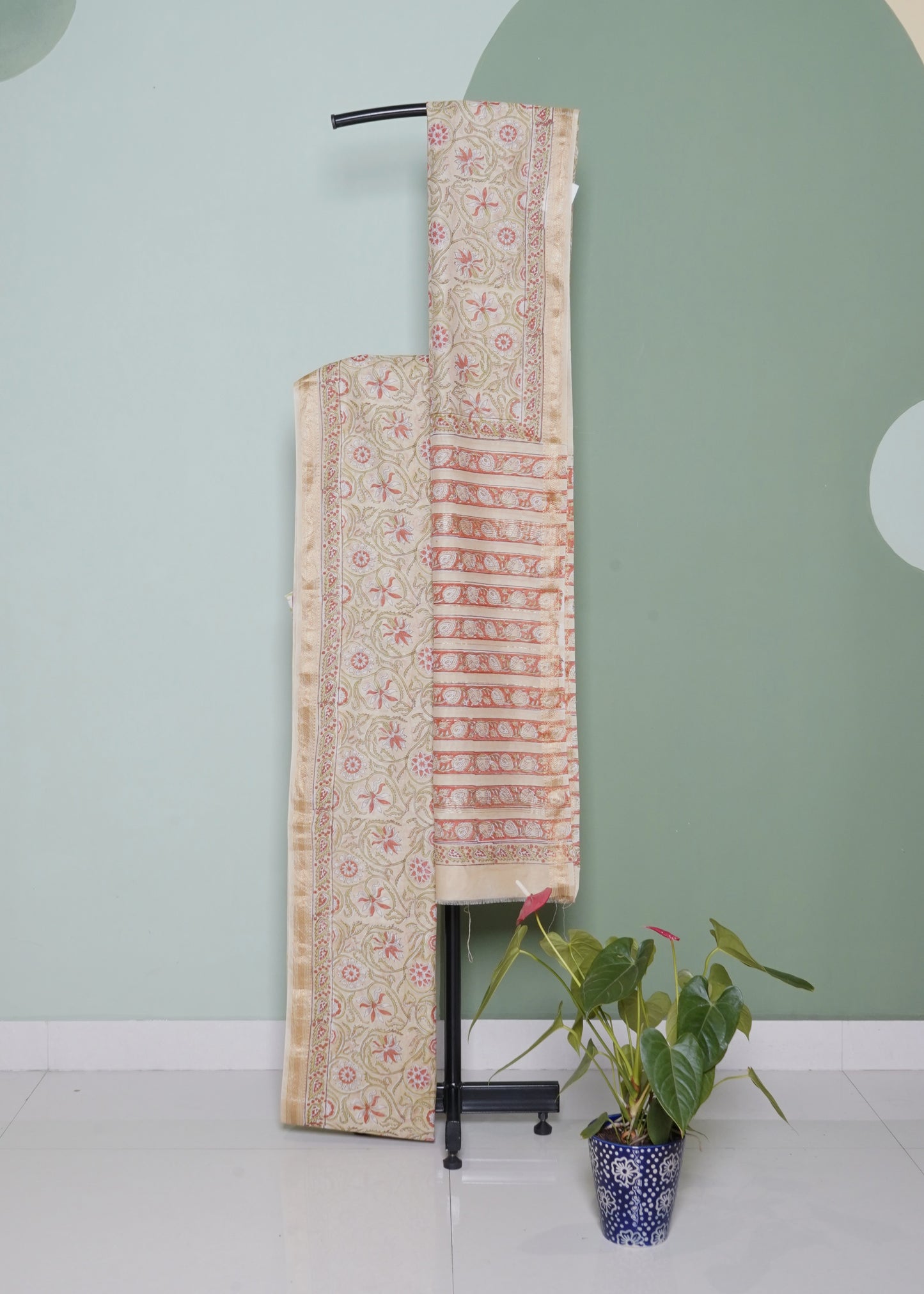 Light Yellow Maheshwari Sanganeri Pure Cotton silk Handloom Saree