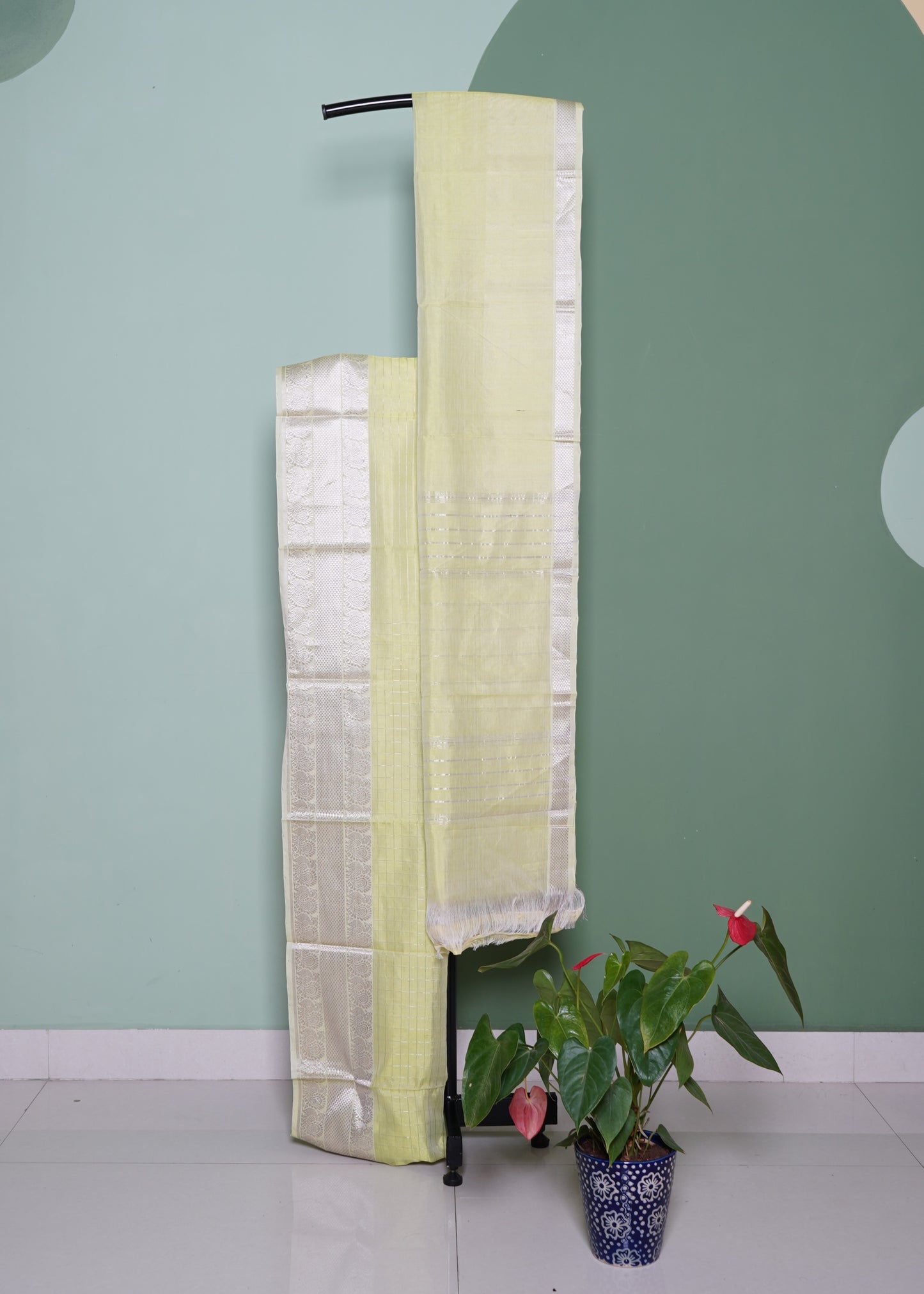 Light Green Mangalagiri Kanchi Border Pure Silk Handloom Saree