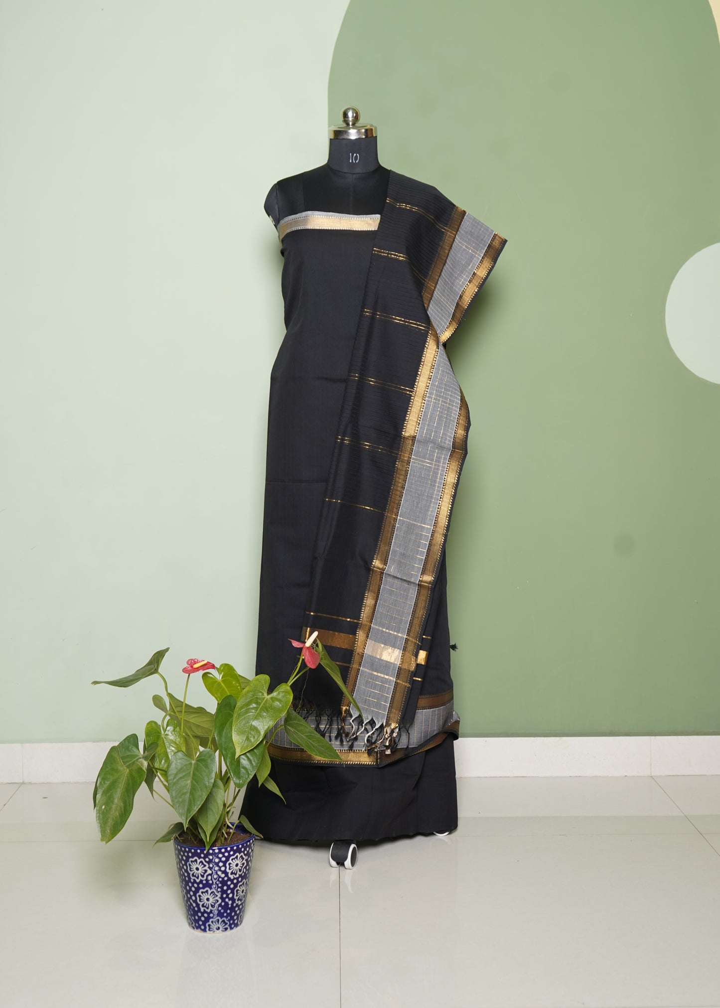 Black Mangalagiri Anchugadi Pure Cotton Handloom Dress Material