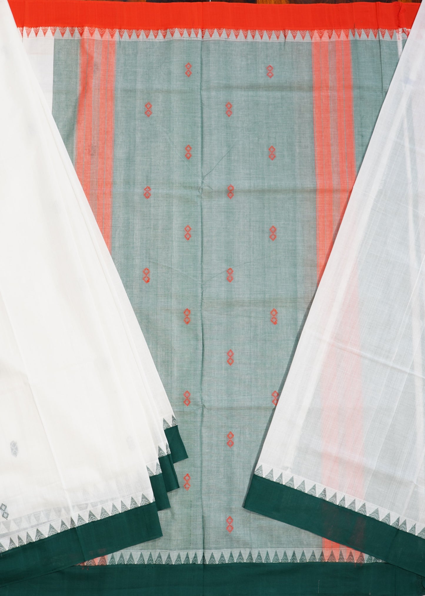 White East Godavari Kuppadam Buta Design Pure Cotton Handloom Saree