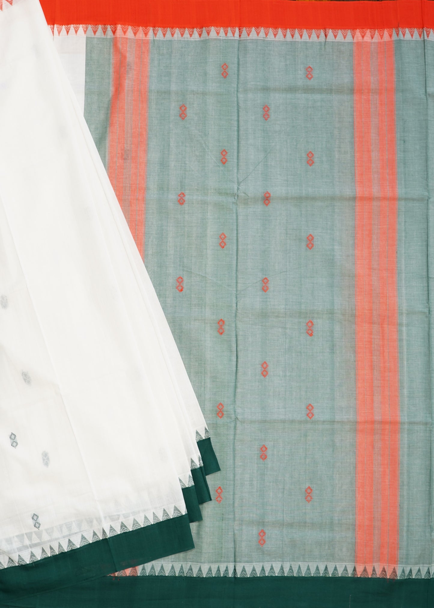White East Godavari Kuppadam Buta Design Pure Cotton Handloom Saree