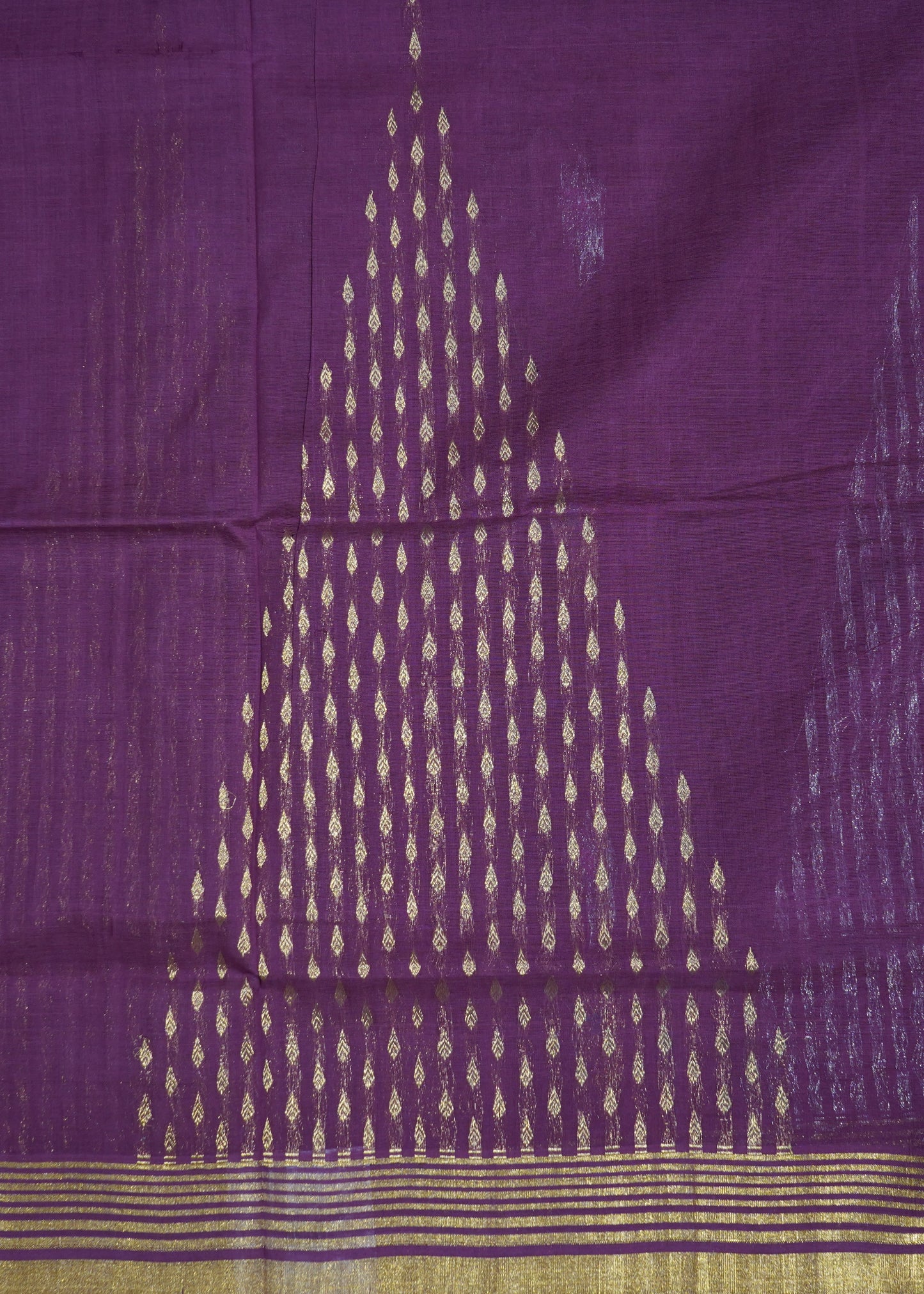Wine East Godavari Temple Design Pure Cotton Handloom Saree