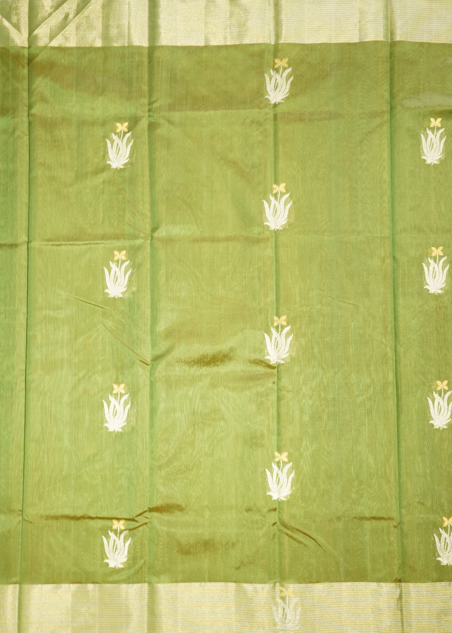 Green Chanderi Eknali Zari Buti Pure Silk Handloom Saree