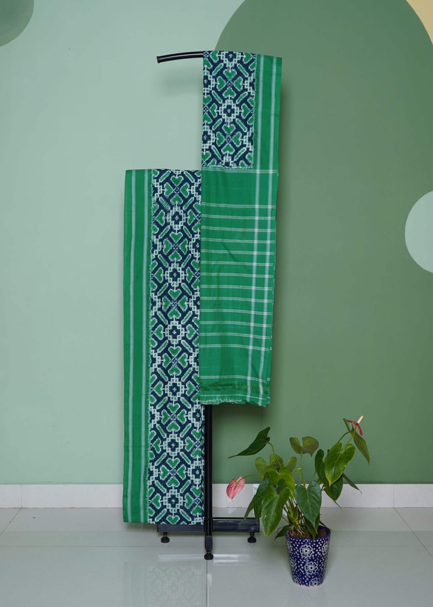 Green Ikkat Pochampally Pure Cotton Handloom Saree