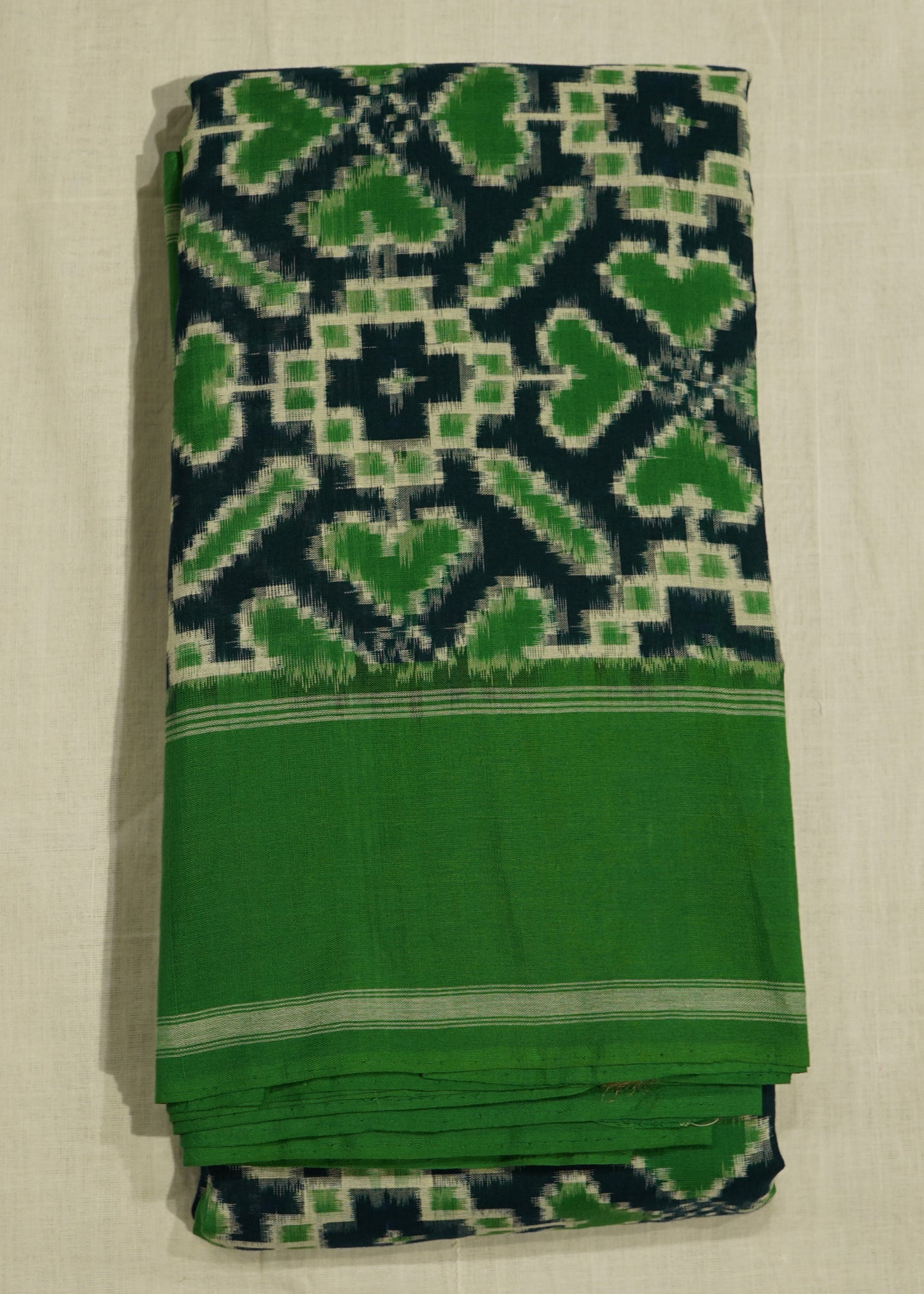Green Ikkat Pochampally Pure Cotton Handloom Saree