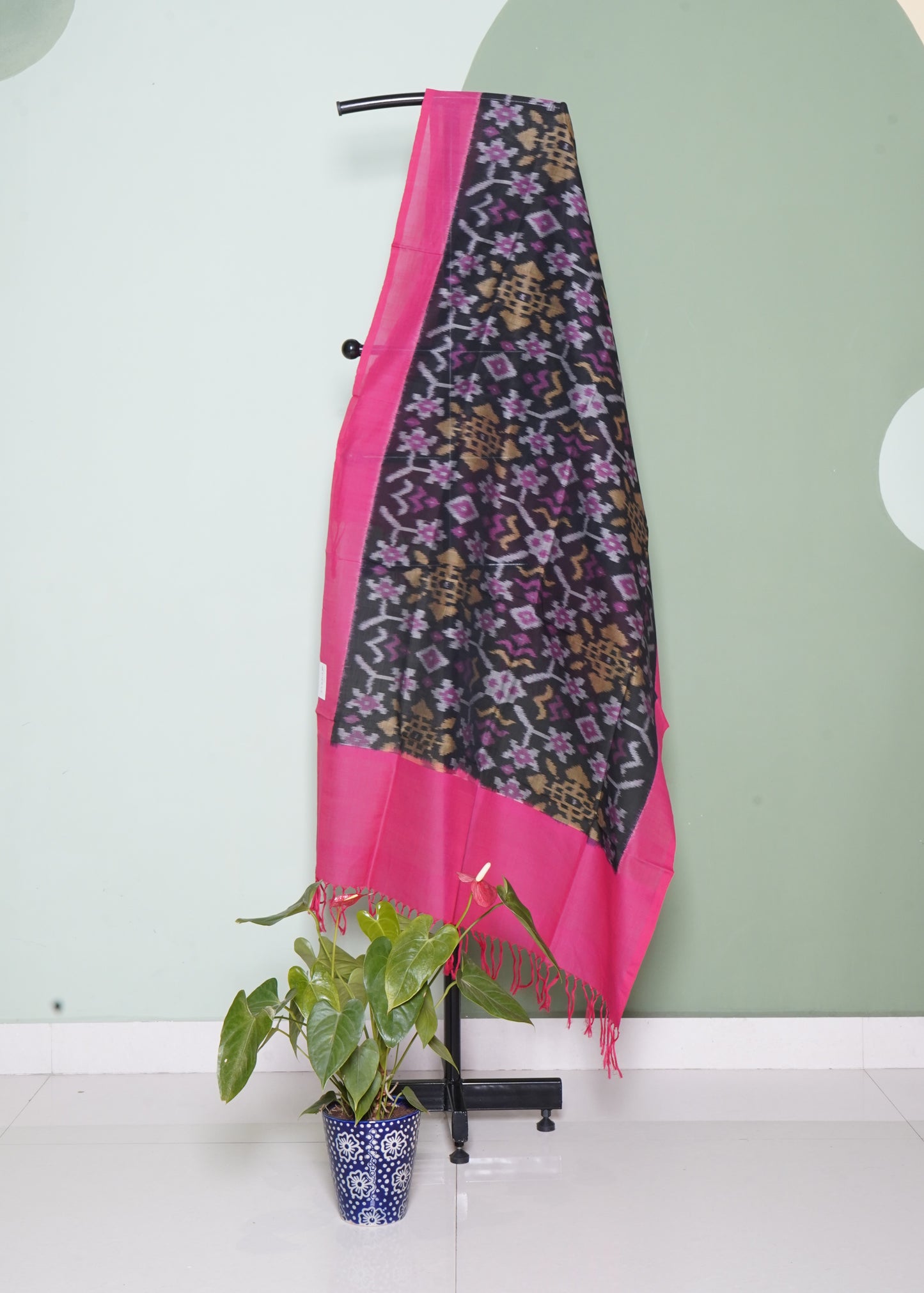 Black Ikkat Pochampally Weft Pure Cotton Handloom Dupatta