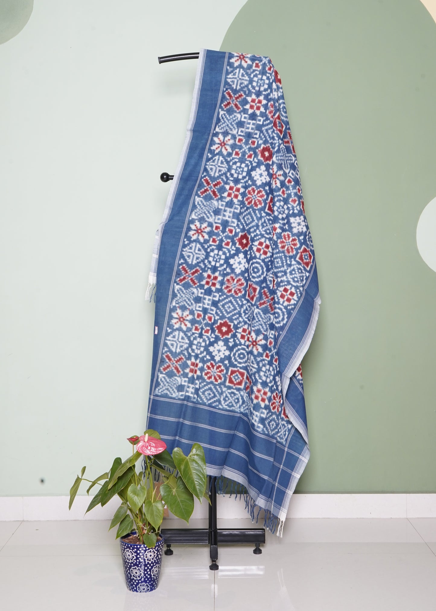 Navy Blue Ikkat Pochampally 16 Motif Pure Cotton Handloom Dupatta