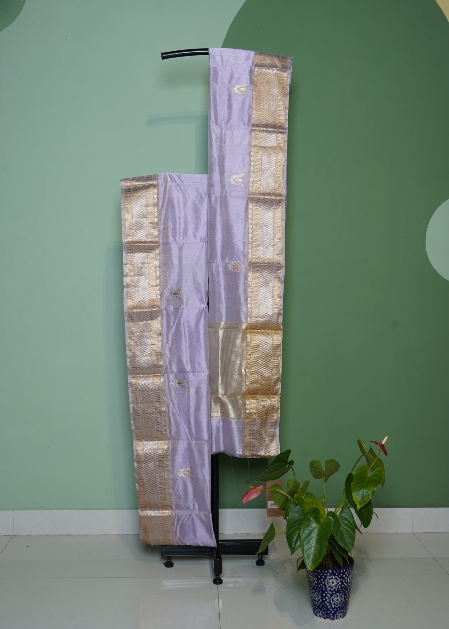 Lavender Chanderi Zari buti Pure Silk Handloom Saree