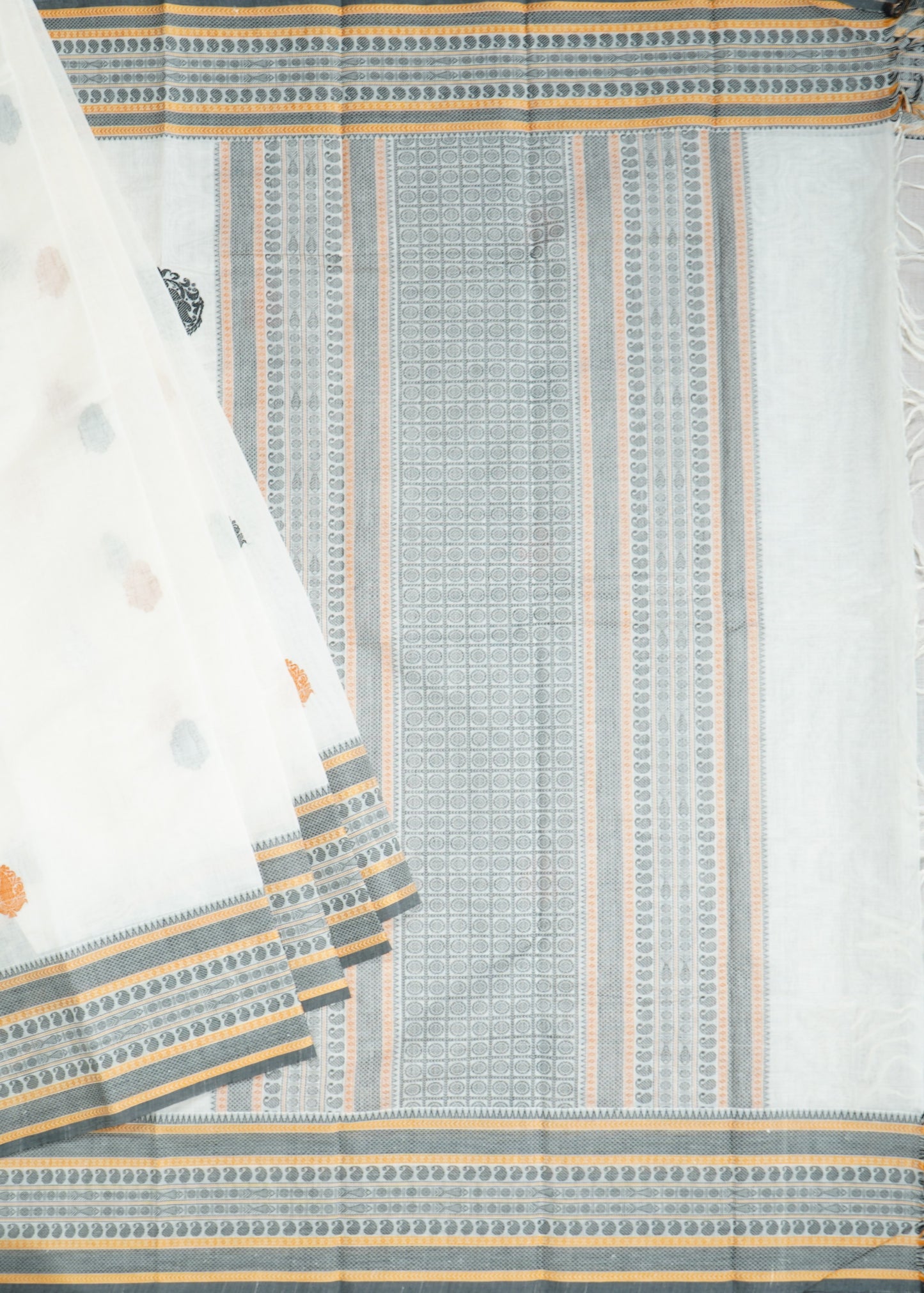 White Kanchi Thread Buti Konia Pallu Pure Cotton Handloom Saree