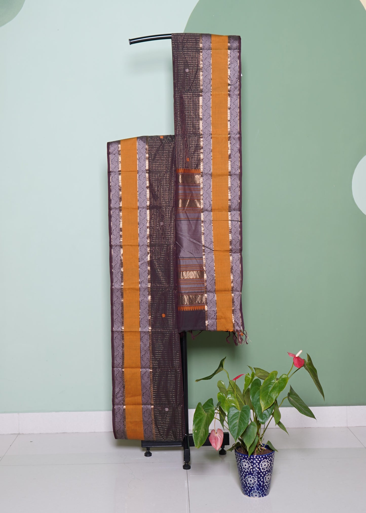 Black Kanchi Zari Checks Pure Cotton Handloom Saree
