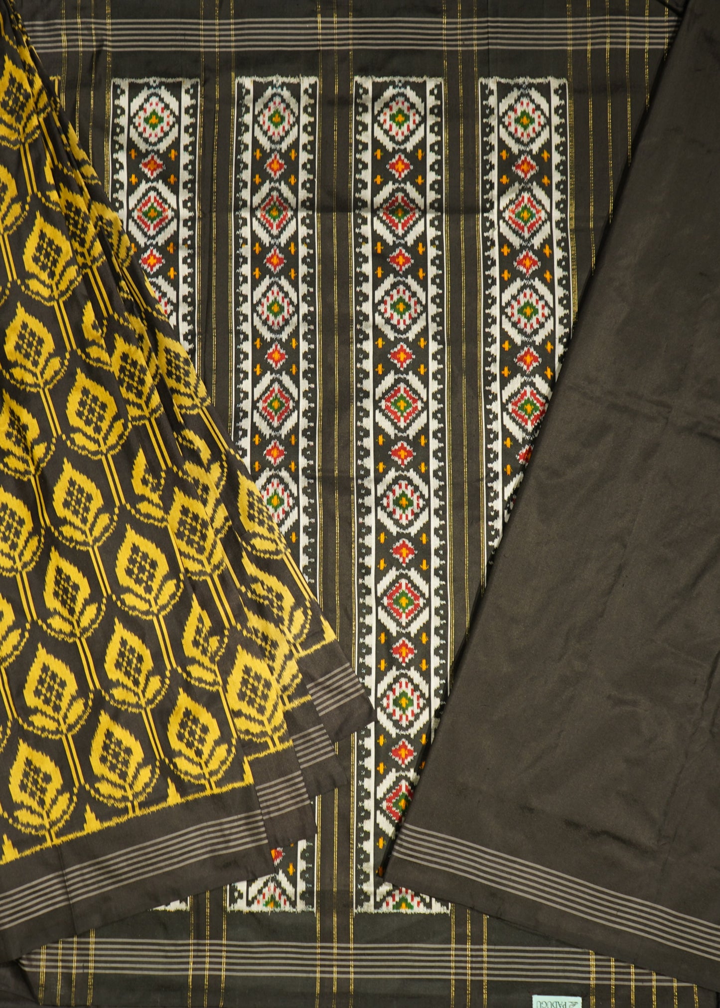 Gray Ikkat pochampally Pure Silk Handloom Saree