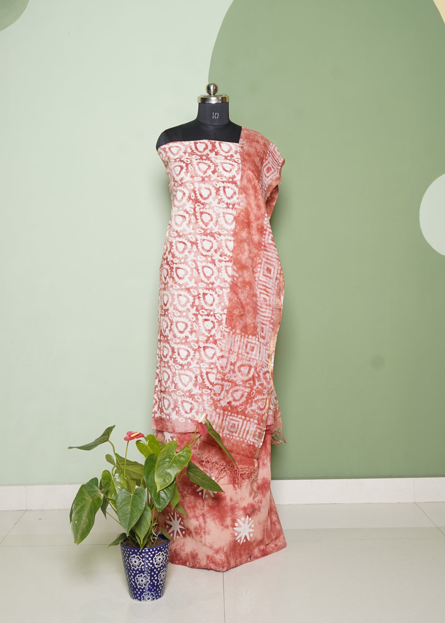 Red Maheshwari Kota Doriya Chiffon Pure Cotton Handloom Dress Material
