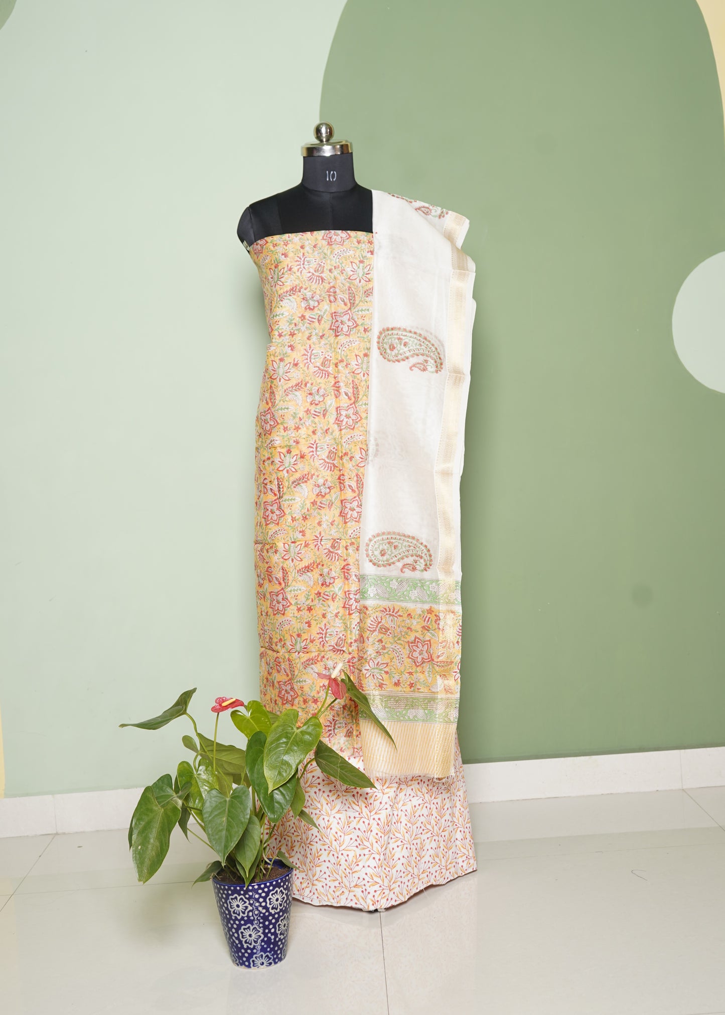 Yellow Maheshwari Pure Cotton Handloom Dress Material