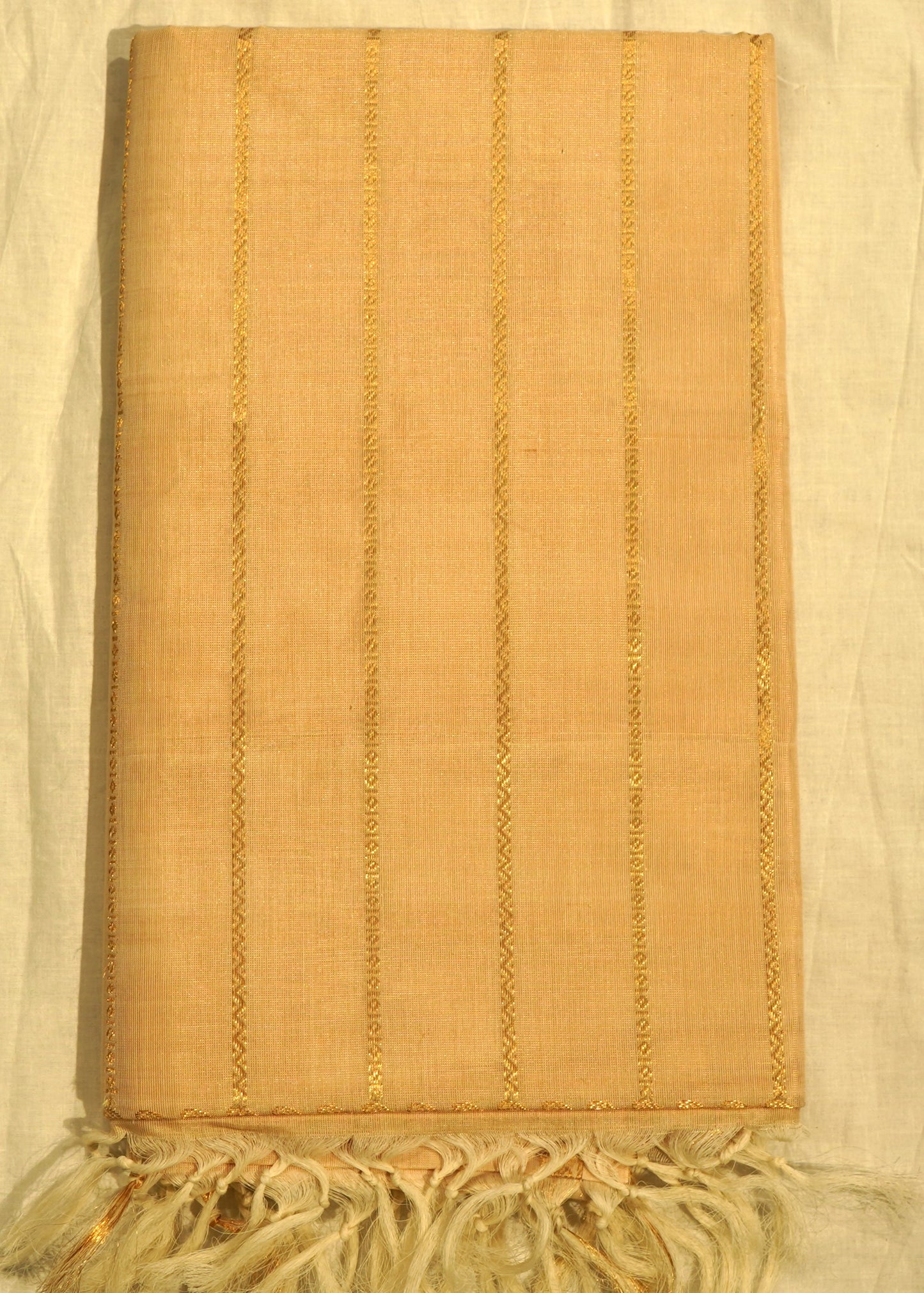 Cream Kanchi Zari Buti Pure Handloom Saree