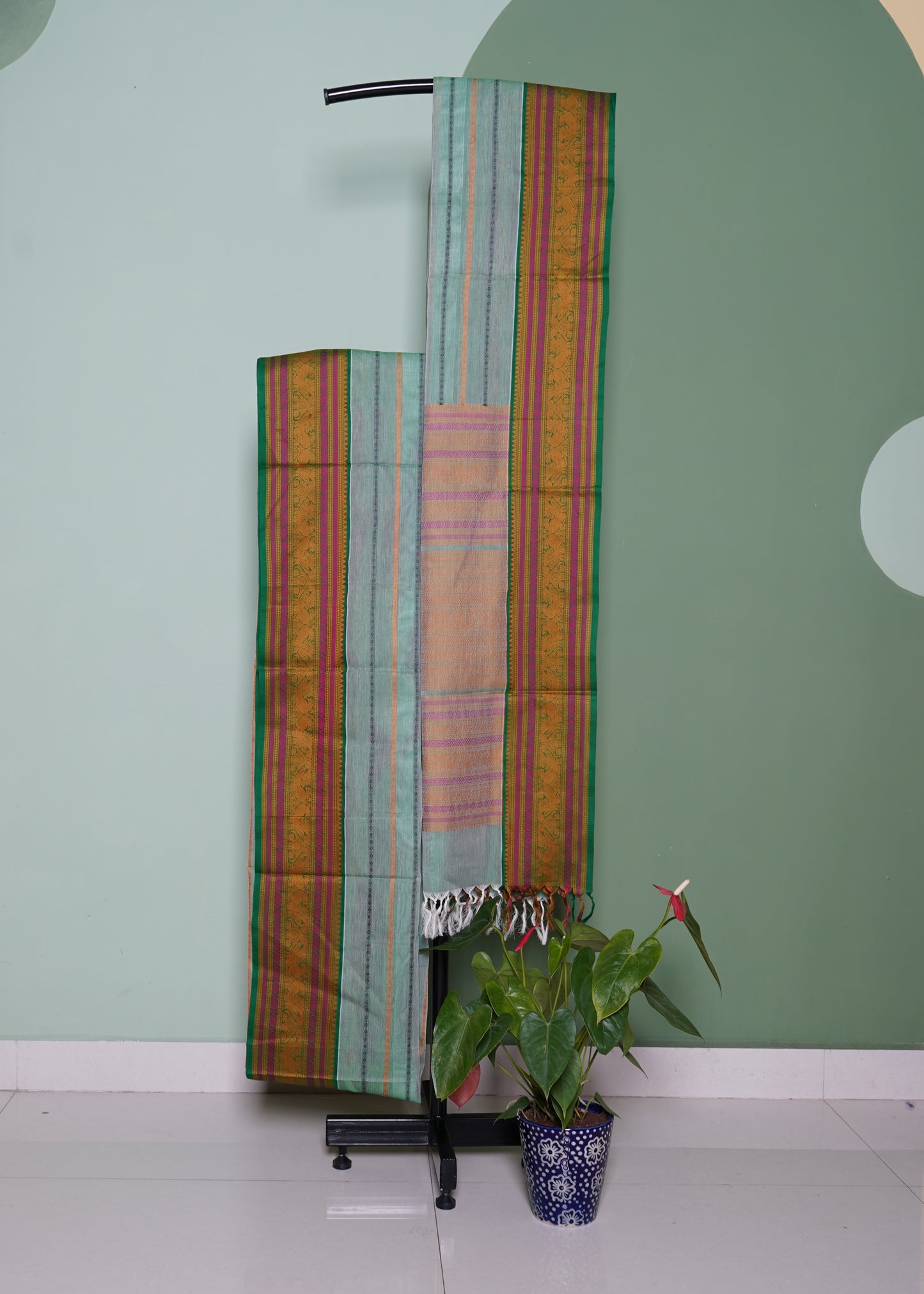 Sea Green Kanchi Thread Buti Pure Handloom Saree