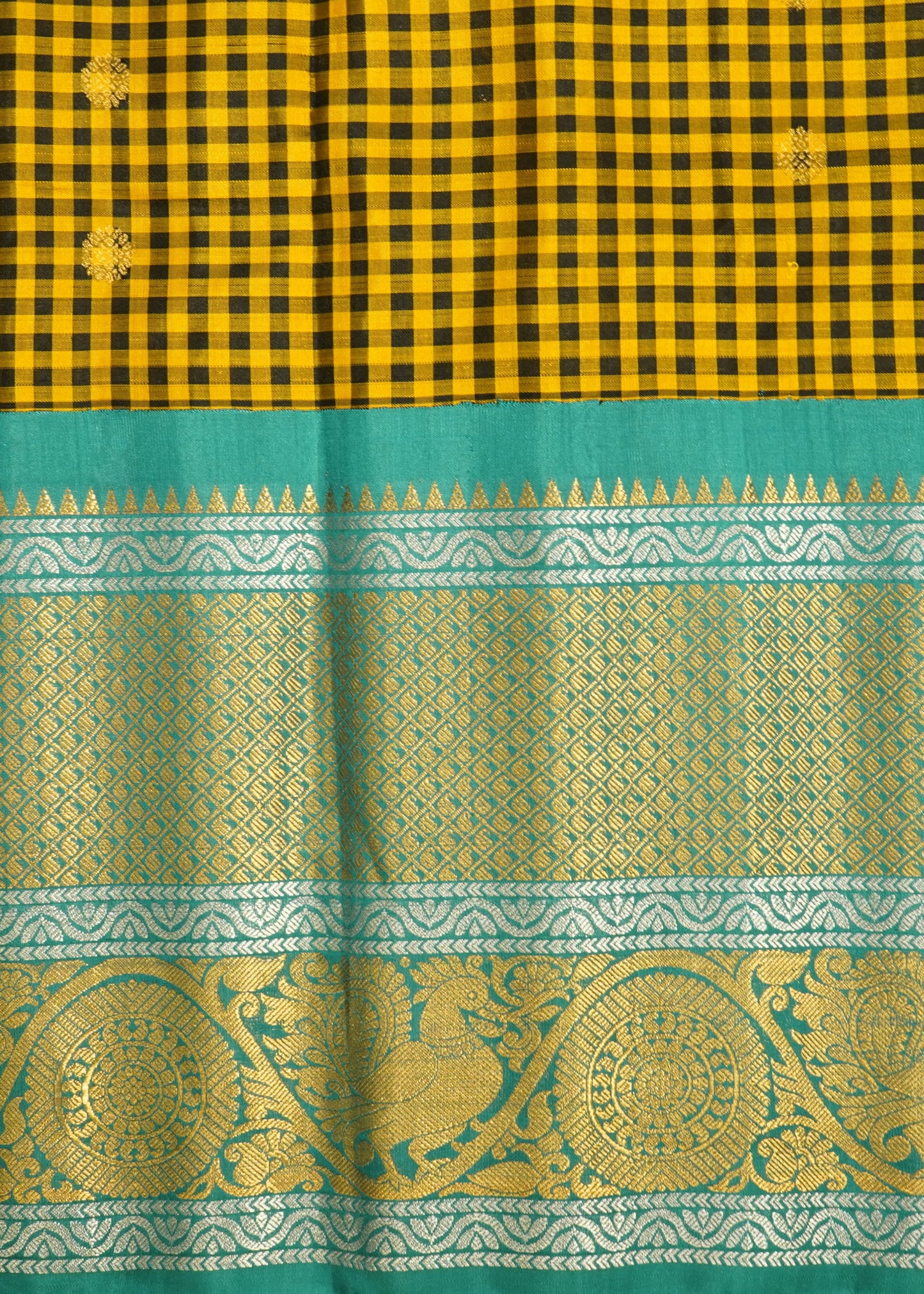 Yellow Gadwal Missing Checks Pure Silk Handloom Saree