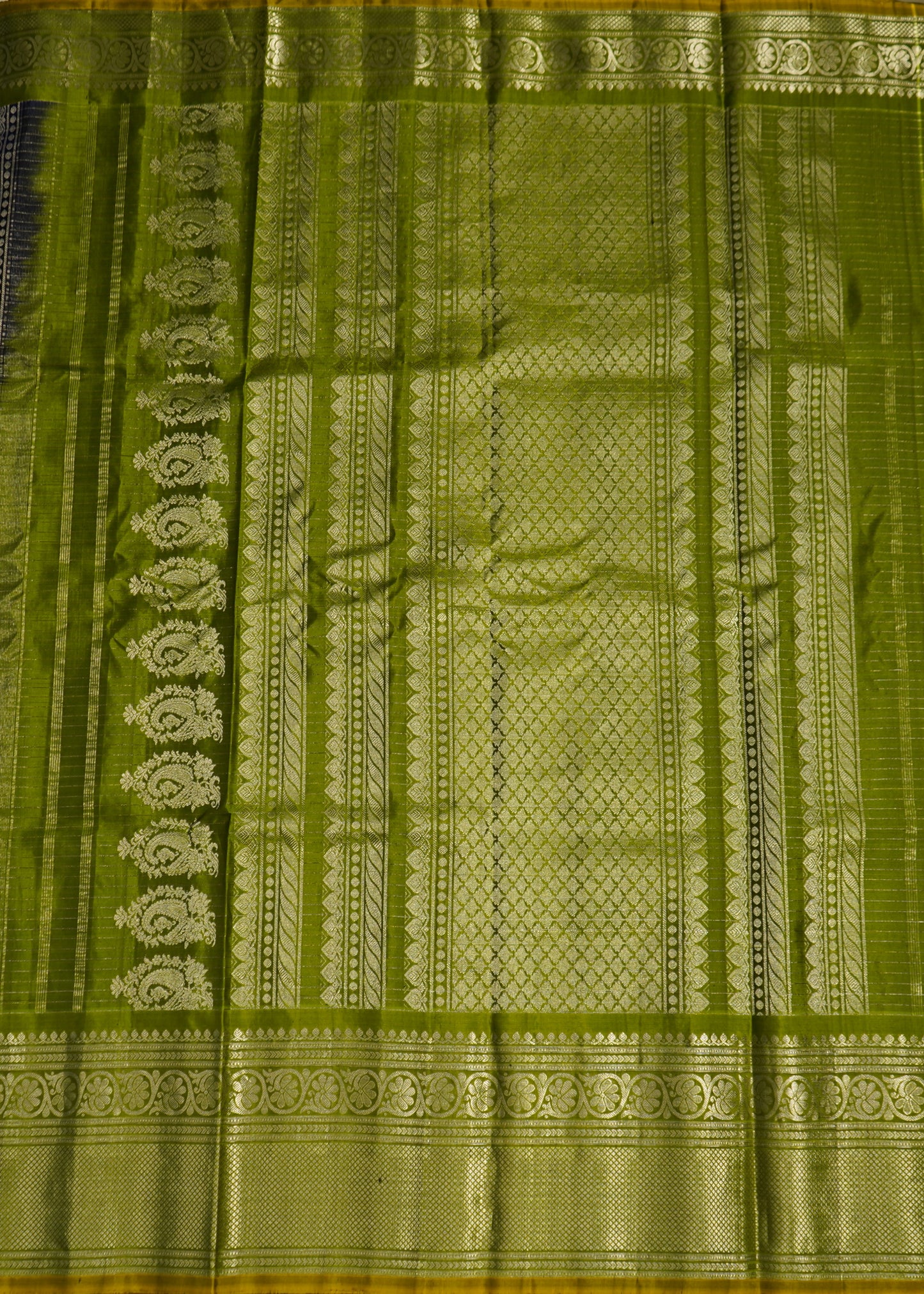 Blue Gadwal Checks Pure Silk Handloom Saree