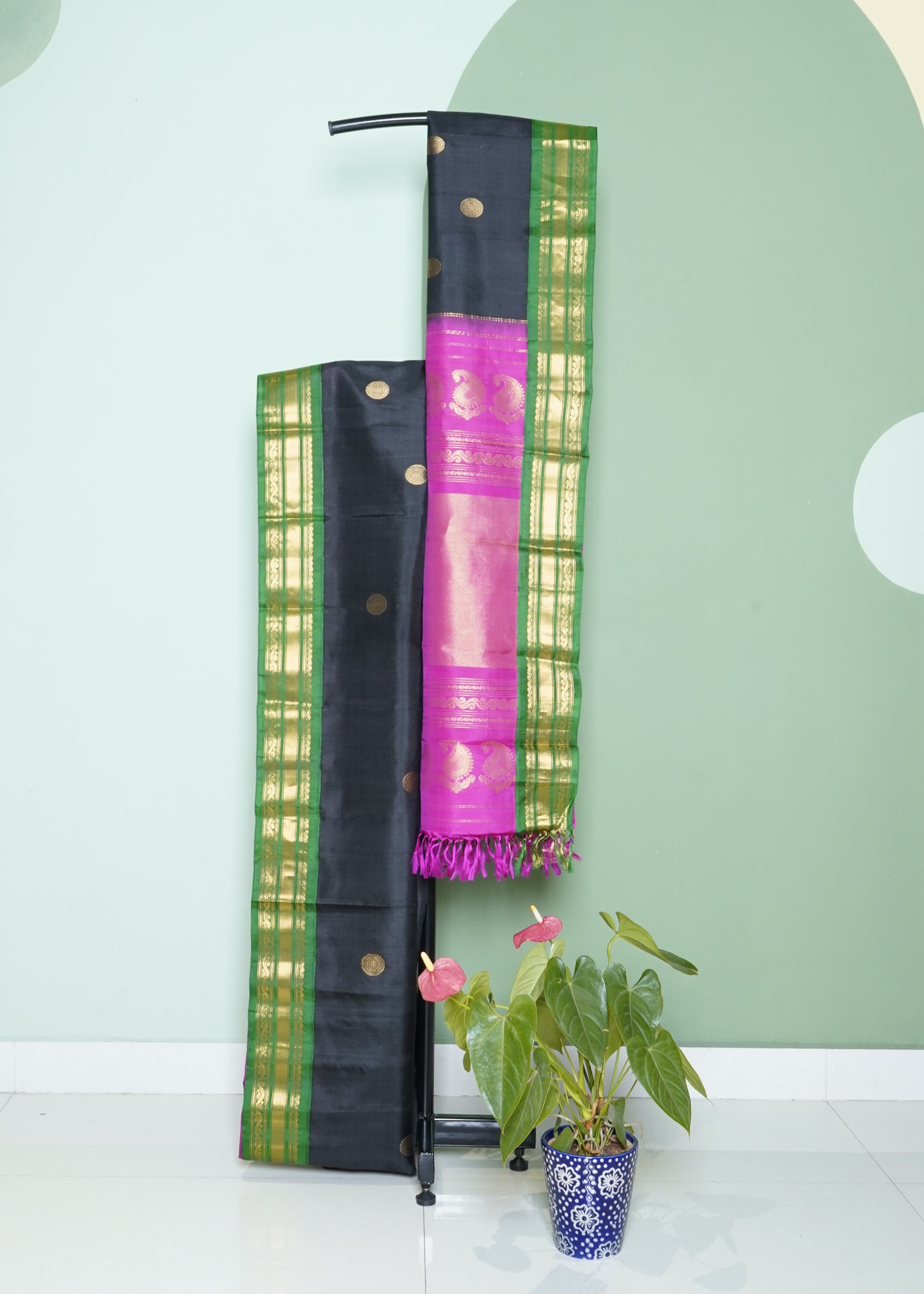 Black Gadwal Zari Buti Pure Silk Handloom Saree