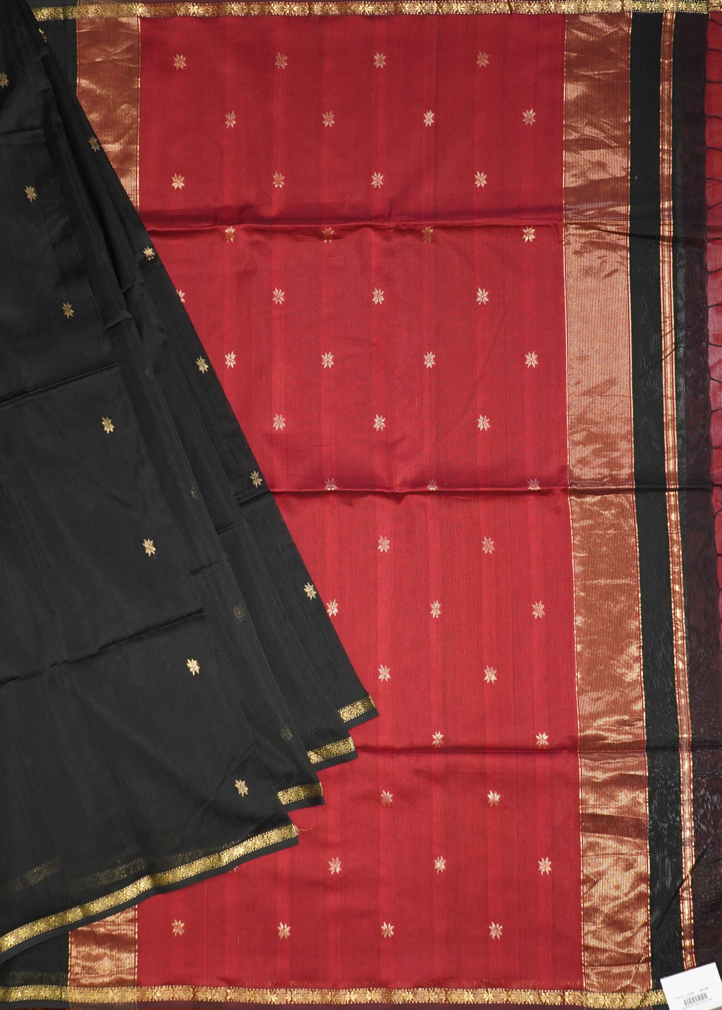 Black Maheshwari Star Zari Buti Pure Cotton silk Handloom Saree