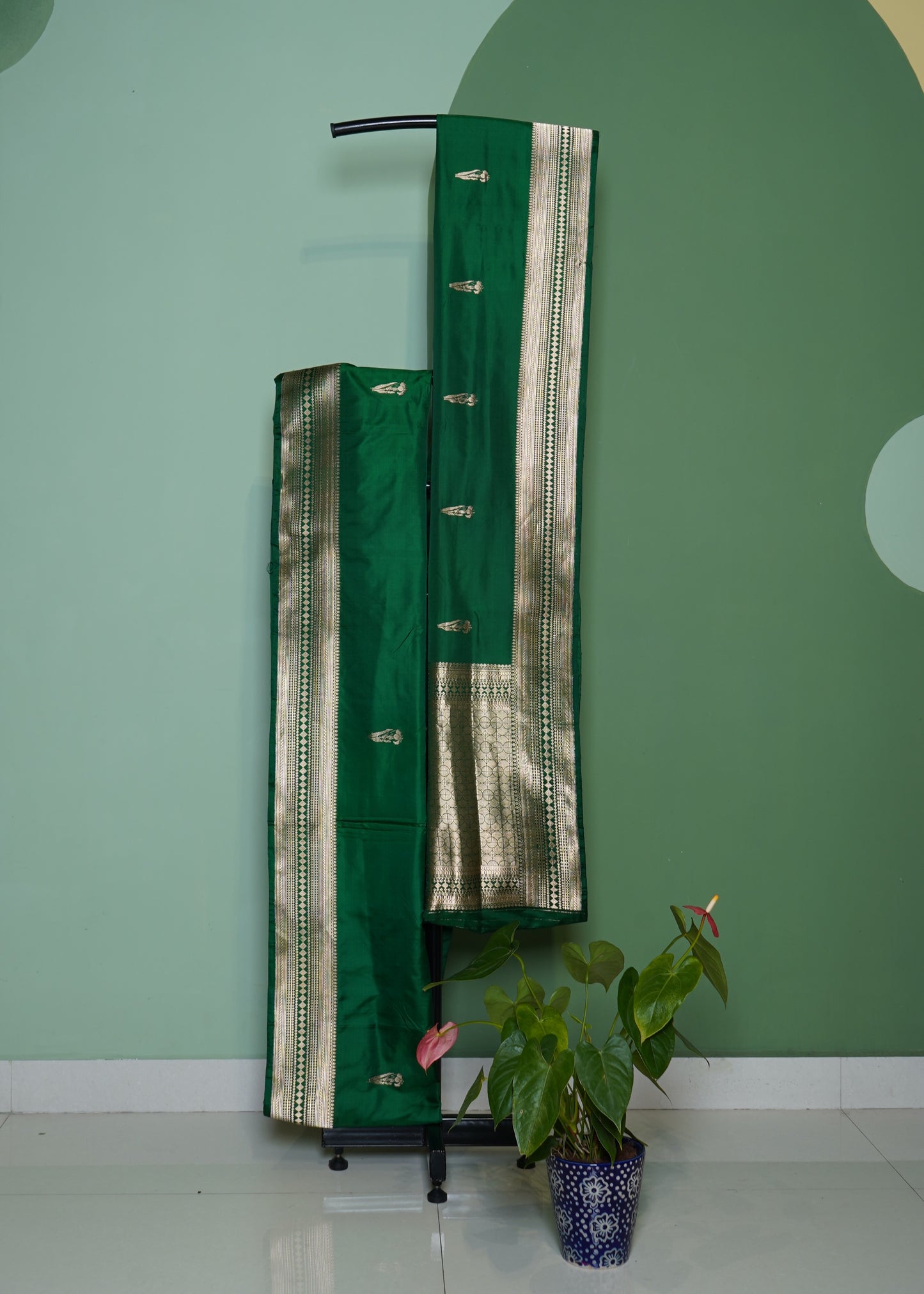 Dark Green Banaras Mushru Silk Pure Handloom Saree
