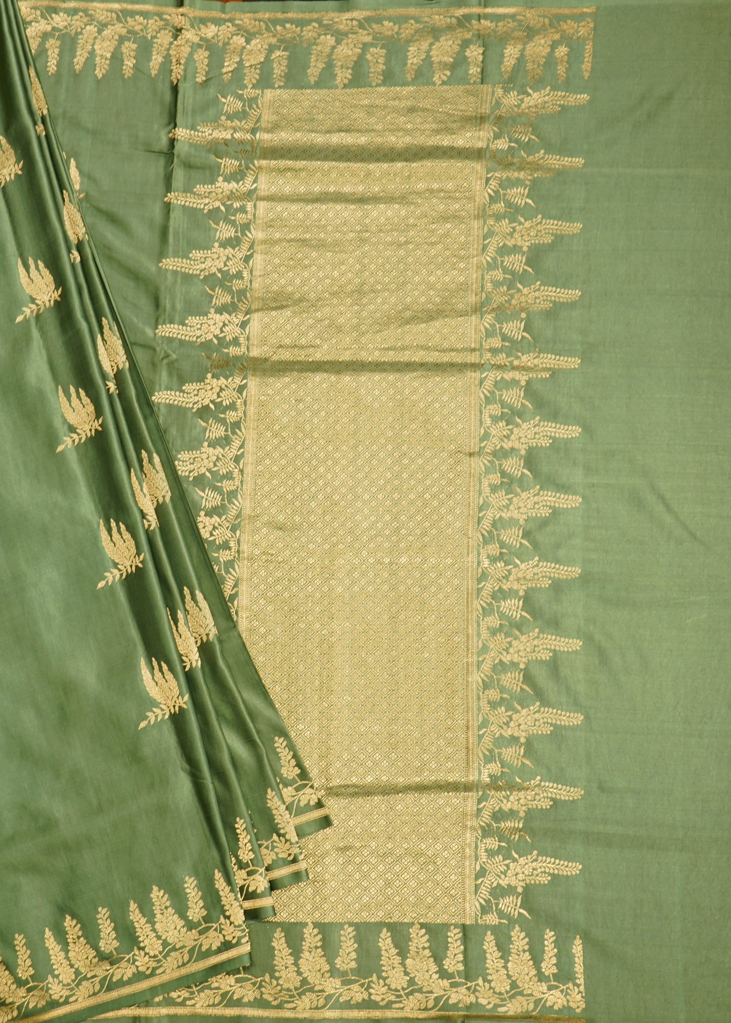 Jade Banaras Mushru Silk Pure Handloom Saree
