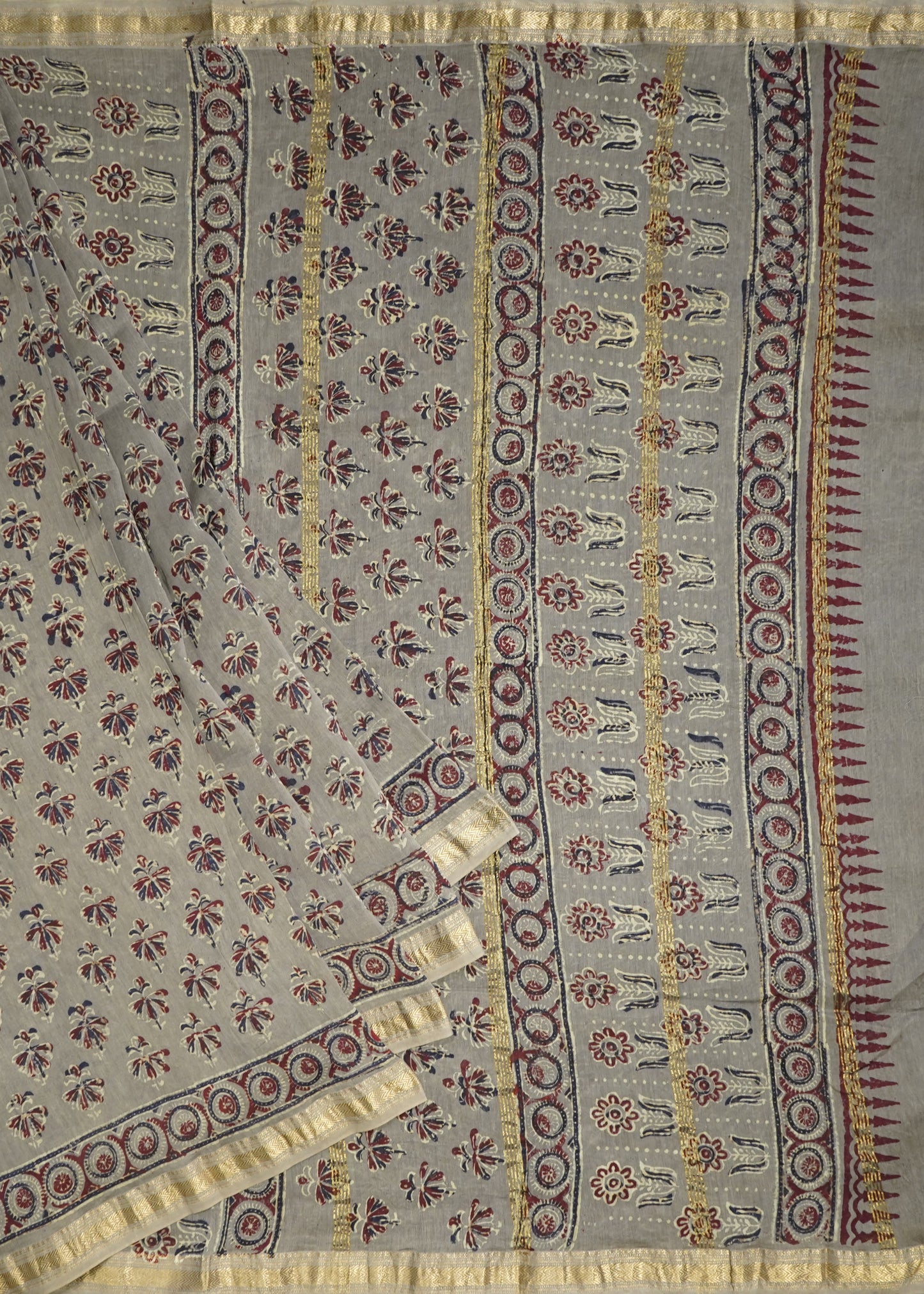 Cream Maheshwari Ajrakh Pure Cotton silk Handloom Saree