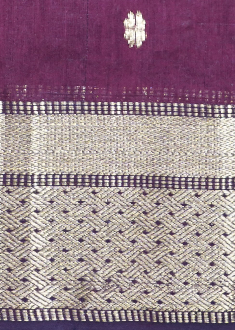 Maroon Maheshwari Zari Buti Pure Cotton silk Handloom Saree