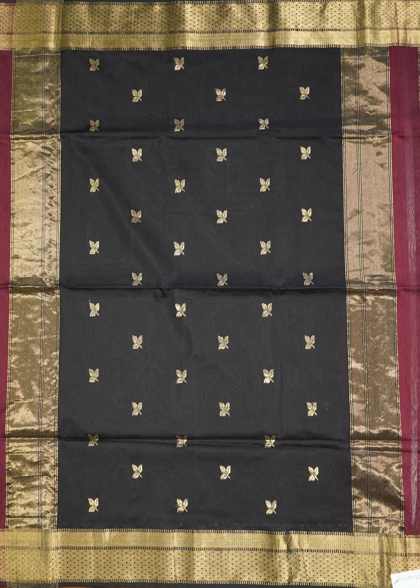 Maroon Maheshwari Zari Buti Pure Cotton silk Handloom Saree