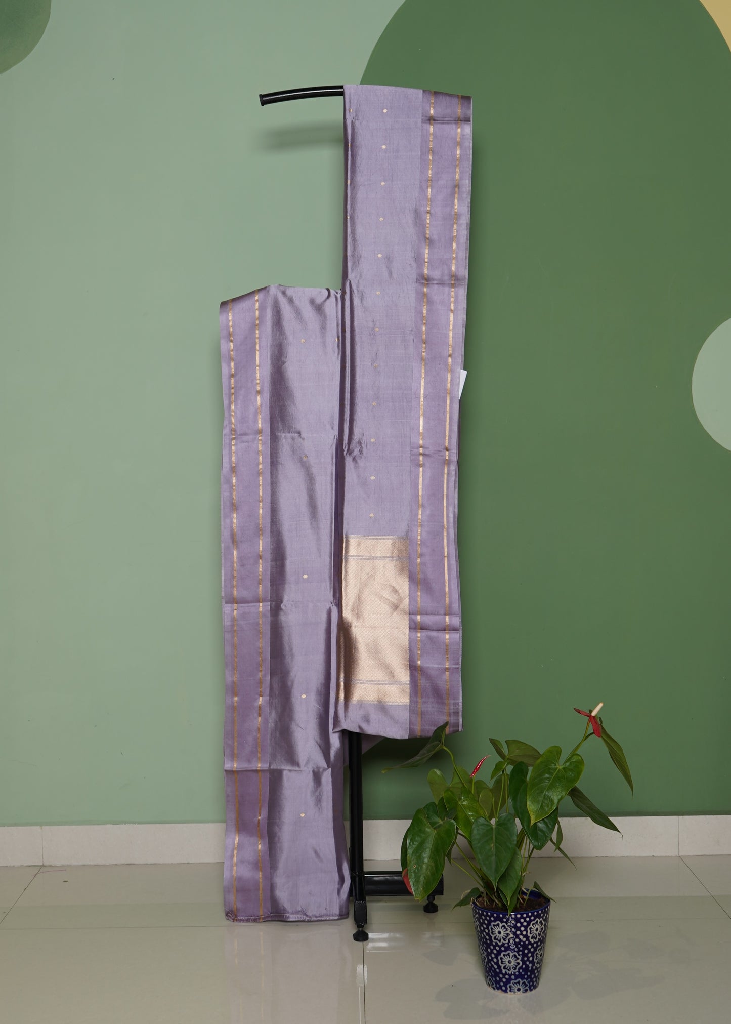 Lavender Banaras Iktara Pure Silk Handloom Saree