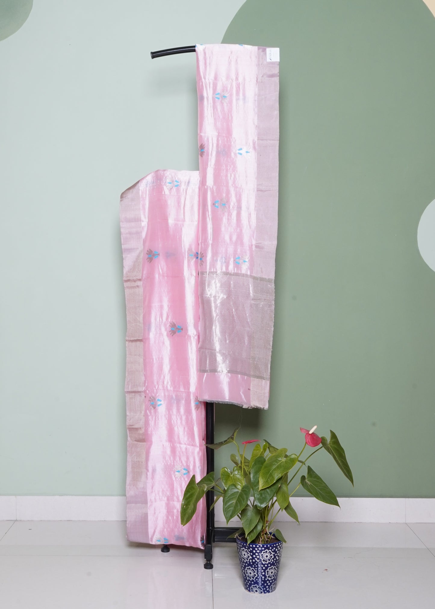 Baby Pink Chanderi Eknaaliya Zari Buti Pure Silk Handloom Saree