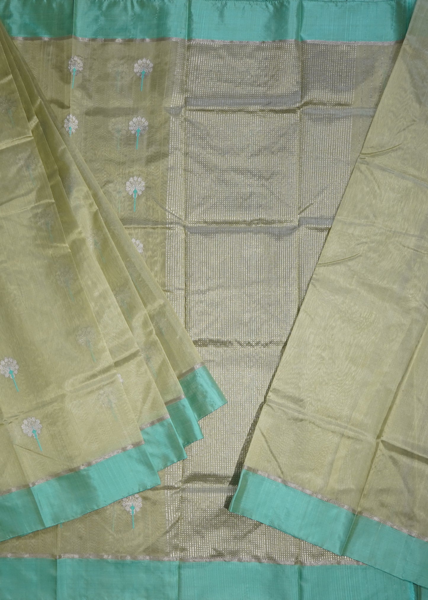 Pista Green Chanderi Eknaaliya Zari Buti Pure Silk Handloom Saree