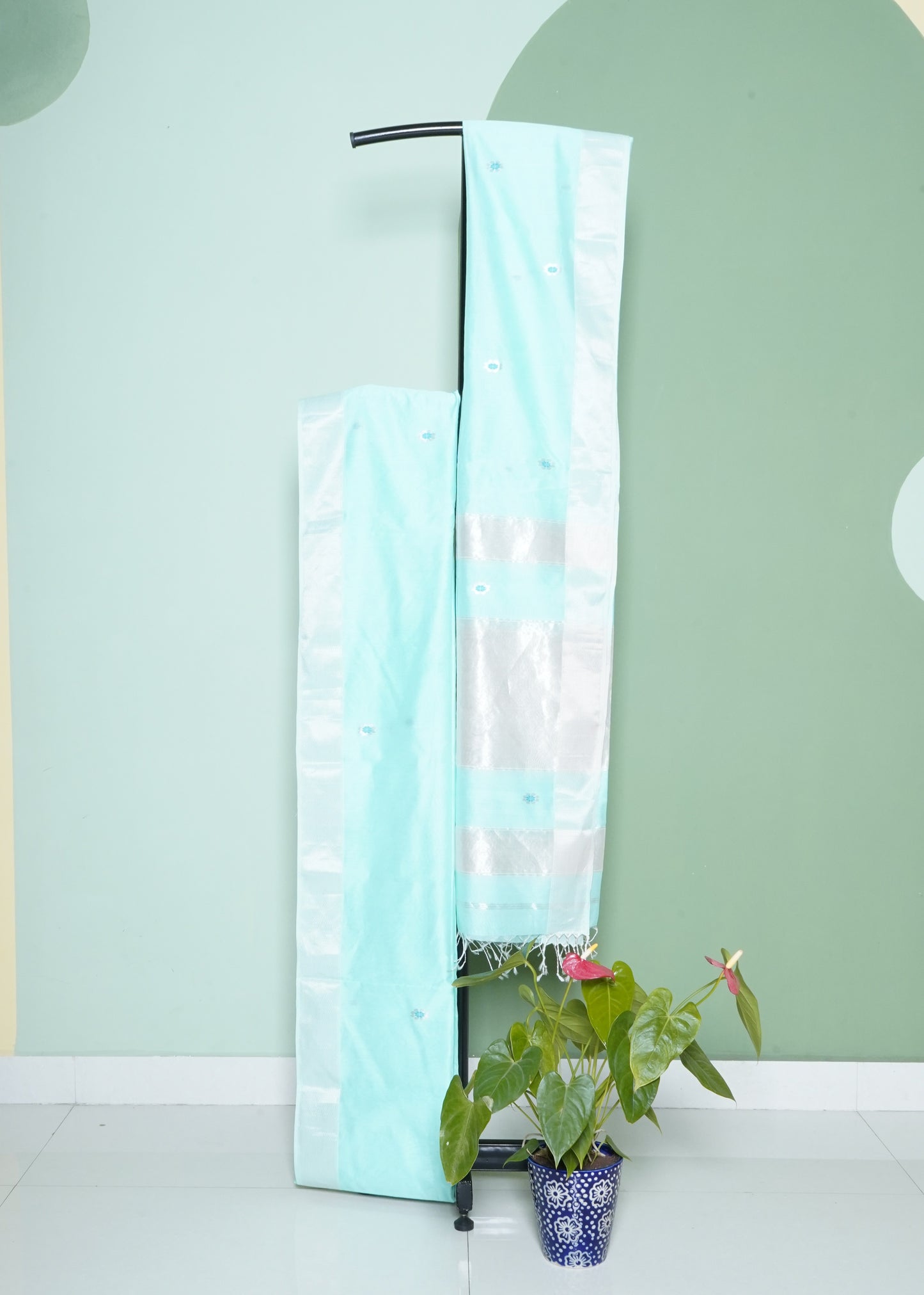 Sea Green Maheshwari Meena Buti Pure Cotton Silk Handloom Saree