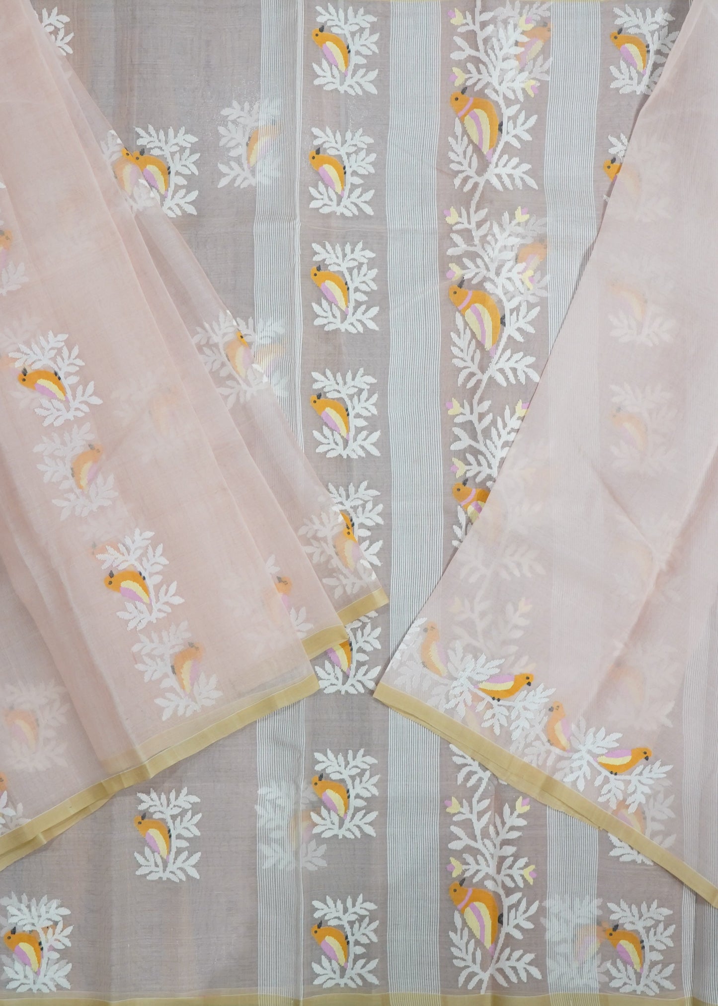 Light Apricot Bengal Bird Jamdhani Buti Pure Silk Handloom saree