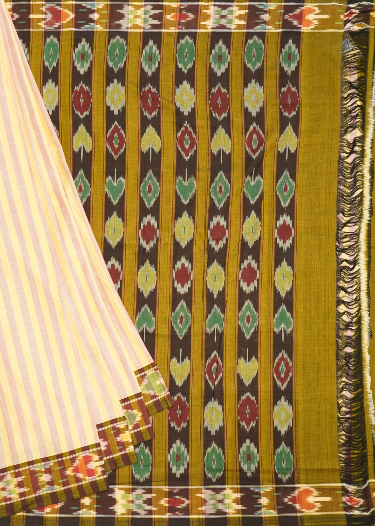Cream Pochampally Weft Ikkat Pure Cotton Handloom Saree