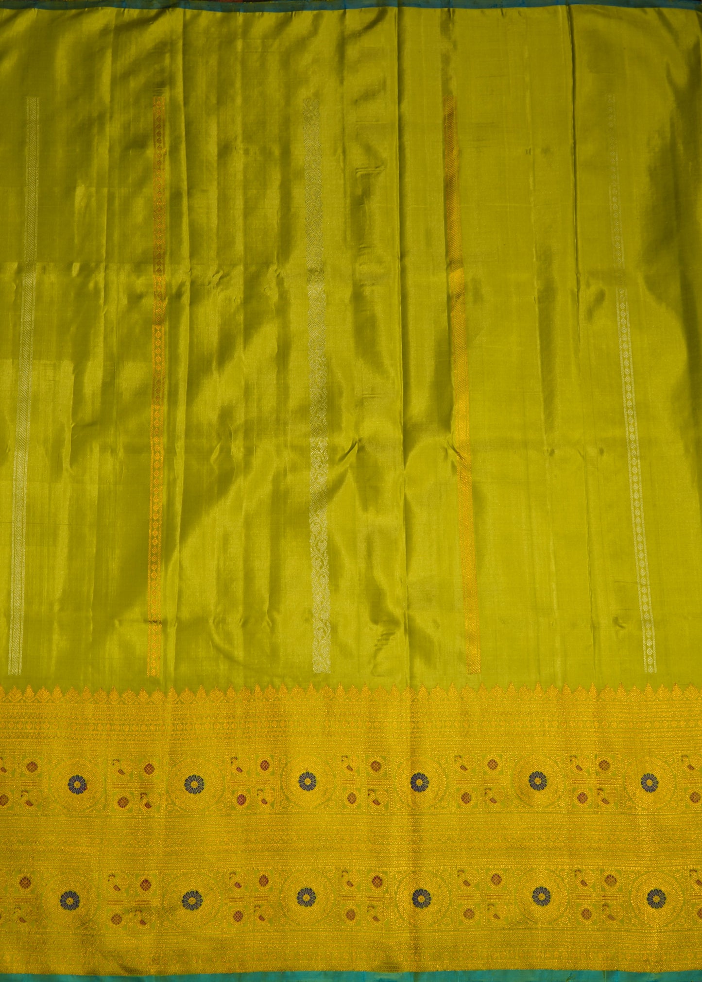 Light Green Gadwal Zari Buti Stripes Pure Silk Handloom Saree