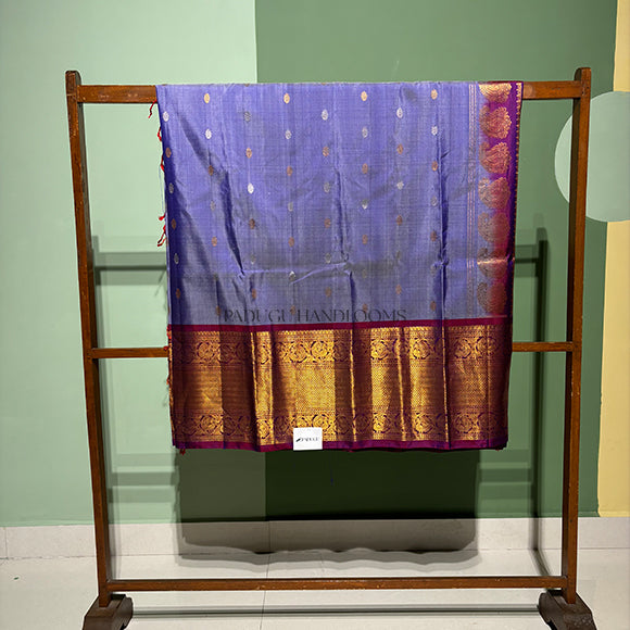 Lavender Gadwal Pure Silk Handloom Saree