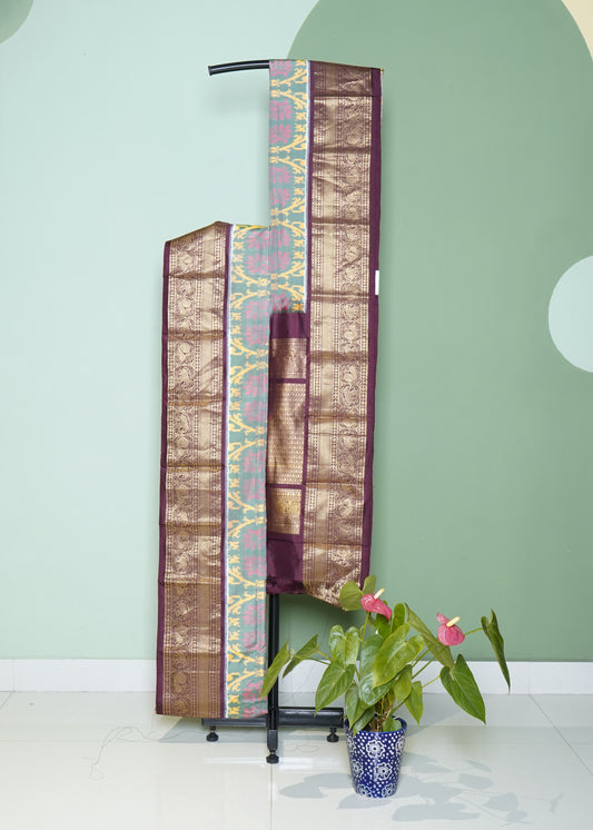 Light Green Pochampally Ikkat  Pure Silk Handloom Saree